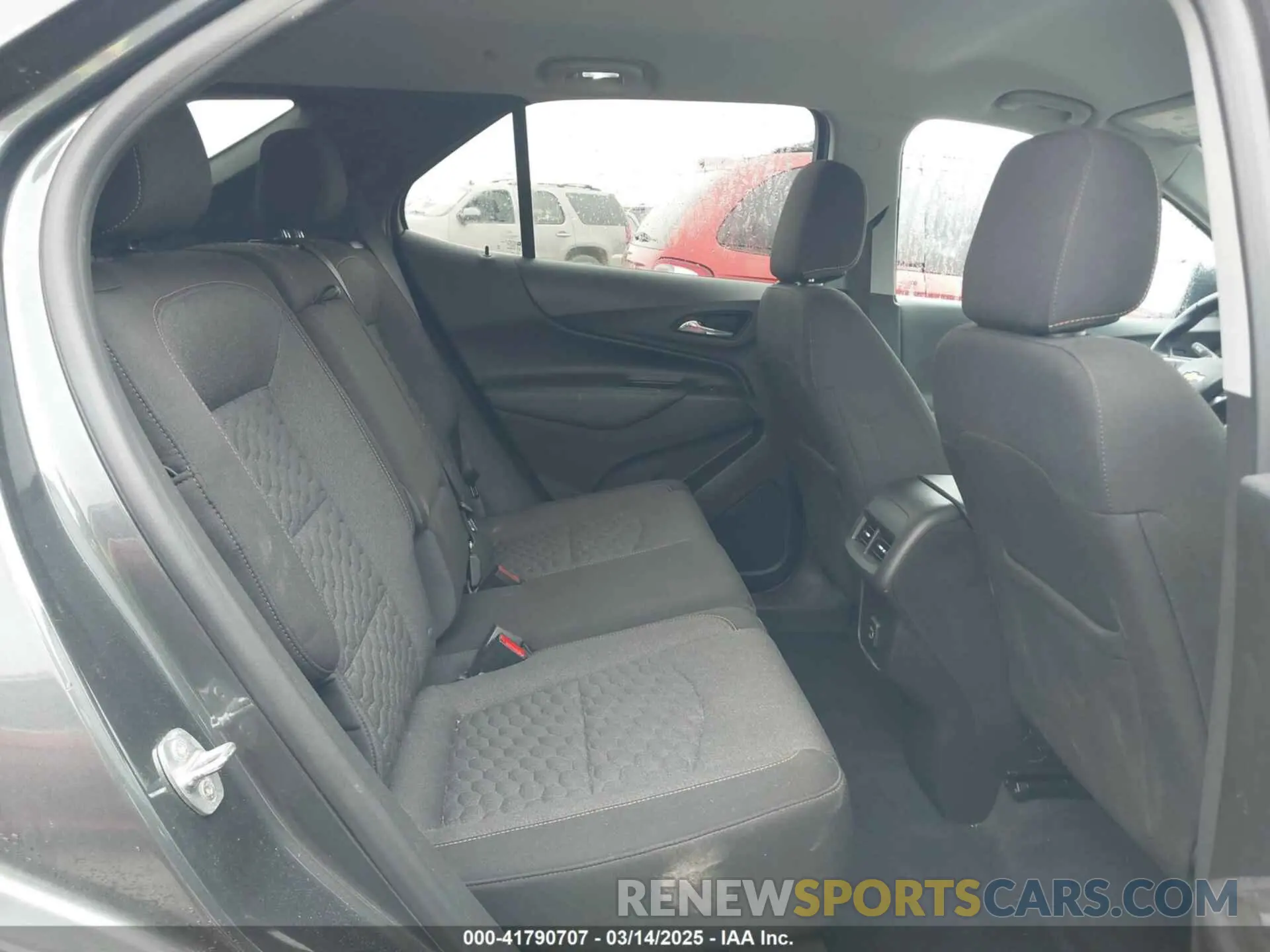 8 fotografías del automóvil dañado 3GNAXKEV8ML356664 CHEVROLET EQUINOX 2021