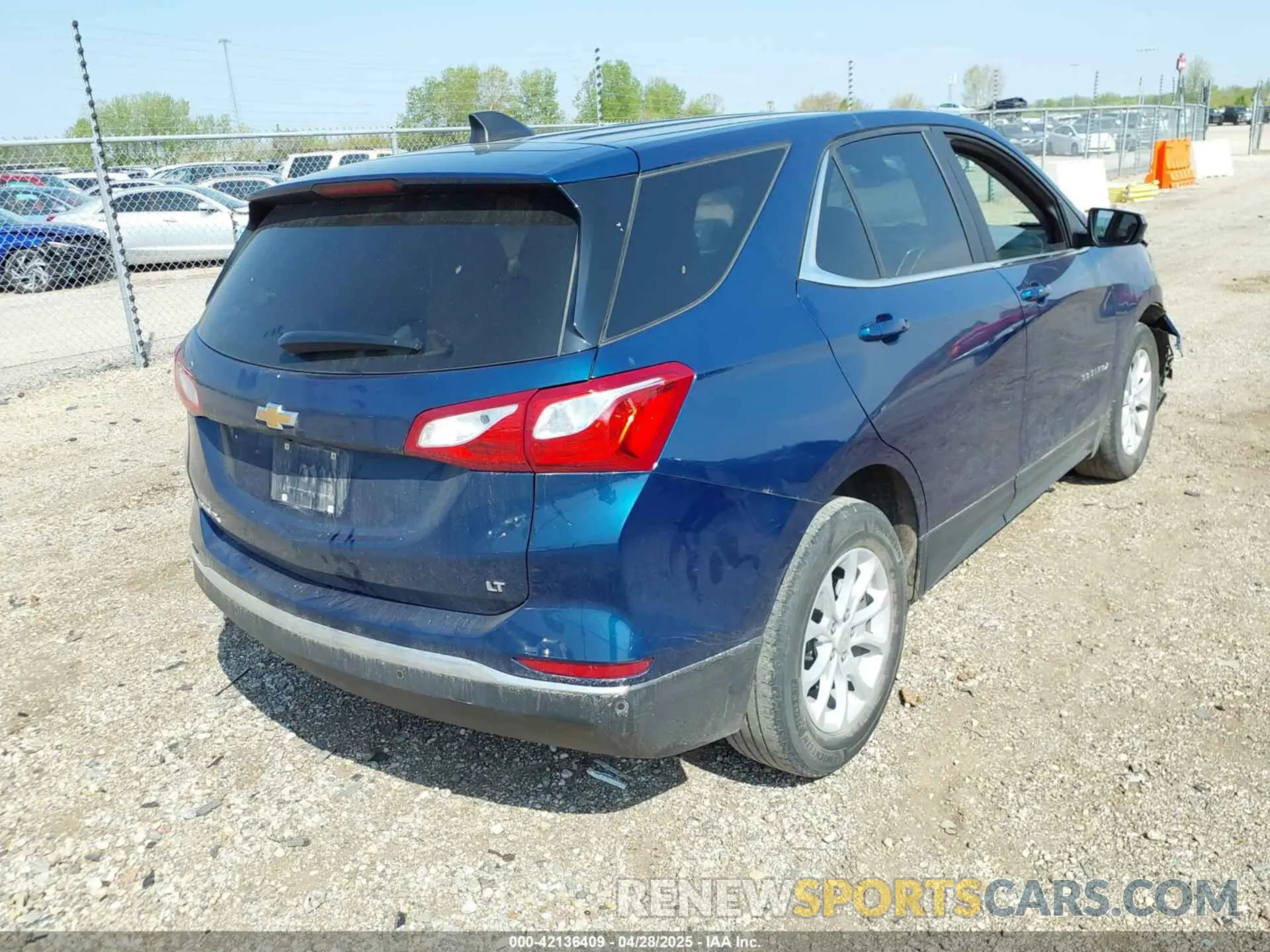4 fotografías del automóvil dañado 3GNAXKEV8ML358494 CHEVROLET EQUINOX 2021