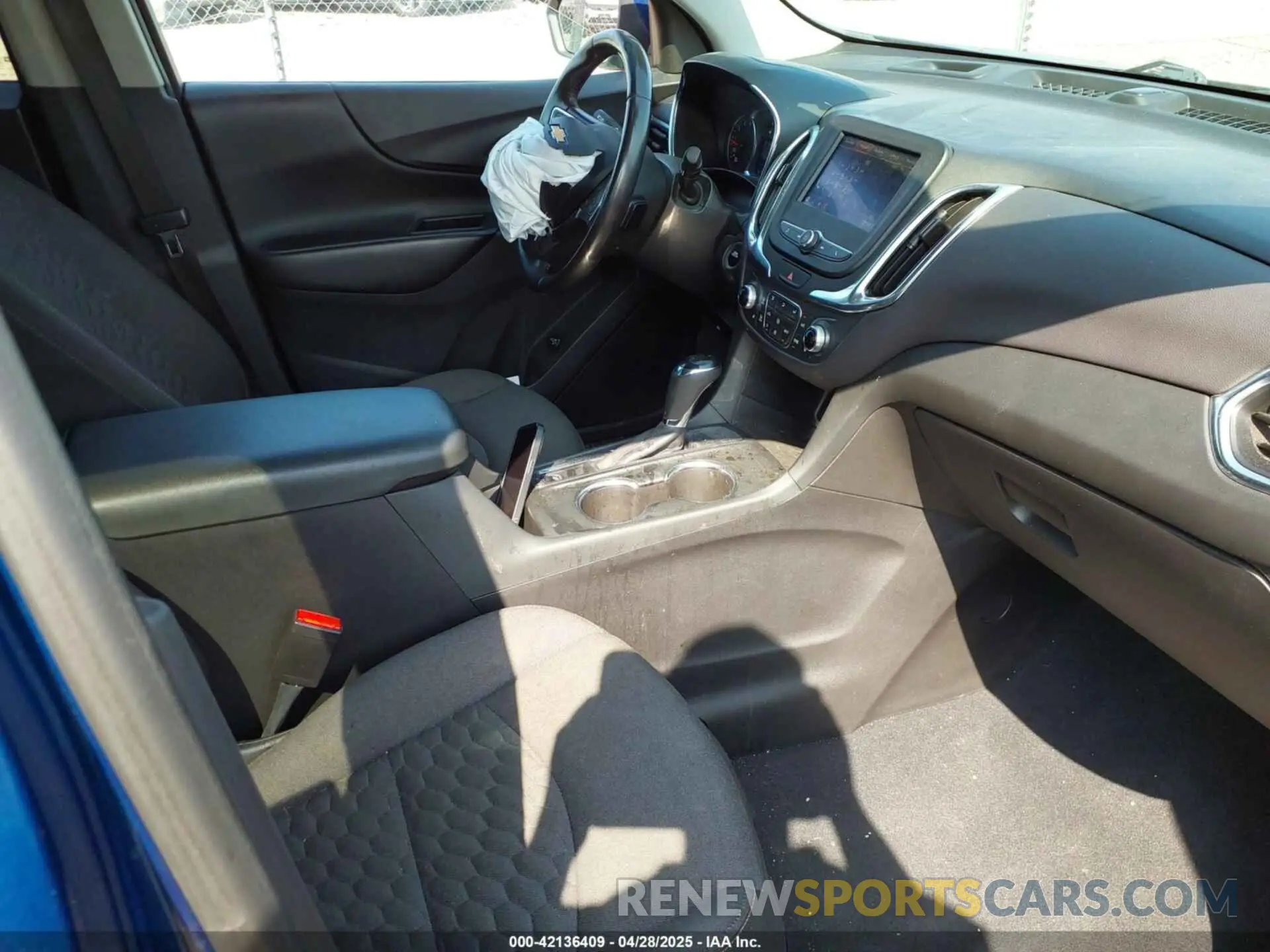 5 fotografías del automóvil dañado 3GNAXKEV8ML358494 CHEVROLET EQUINOX 2021