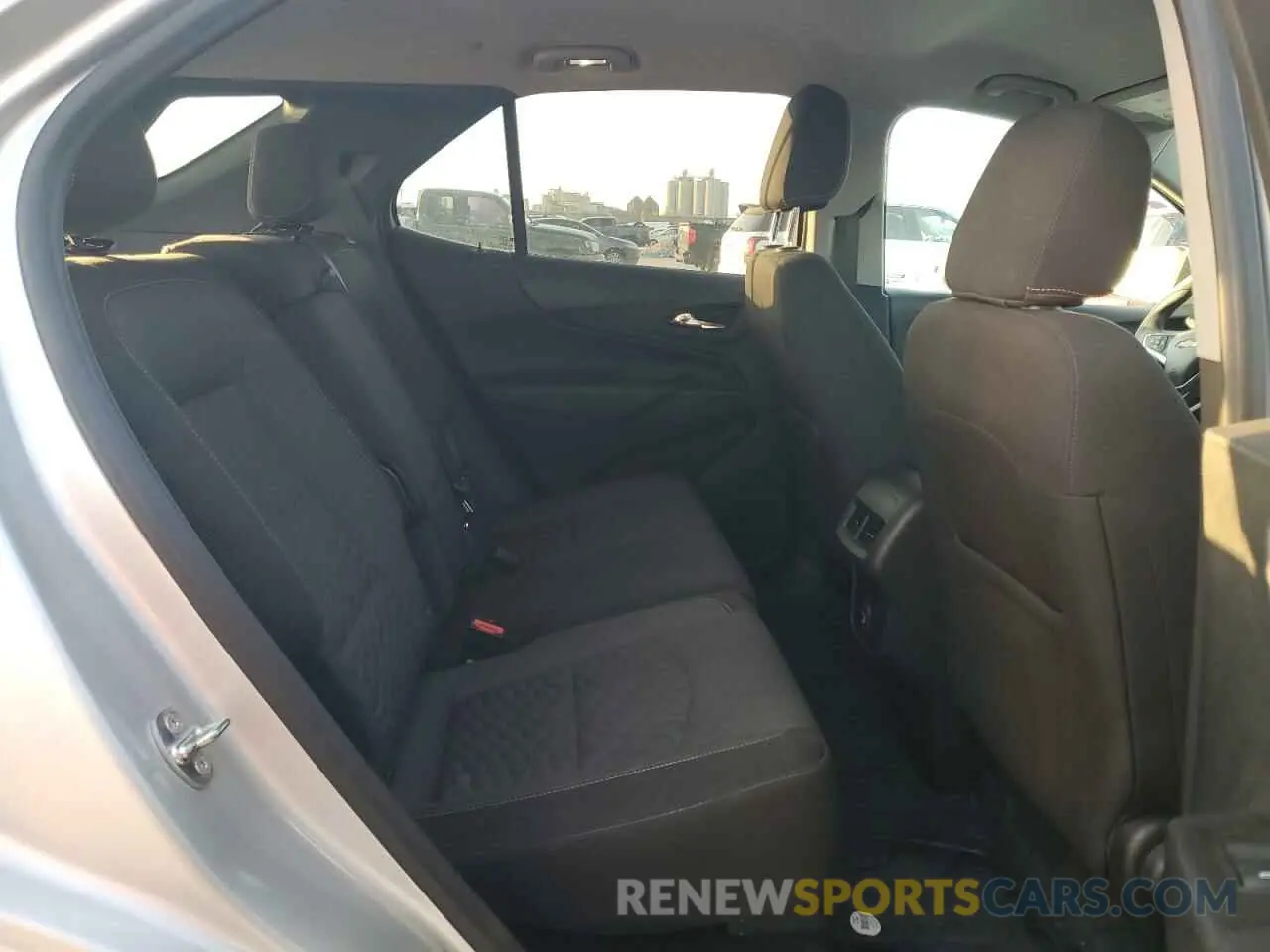 11 fotografías del automóvil dañado 3GNAXKEV8MS160858 CHEVROLET EQUINOX 2021