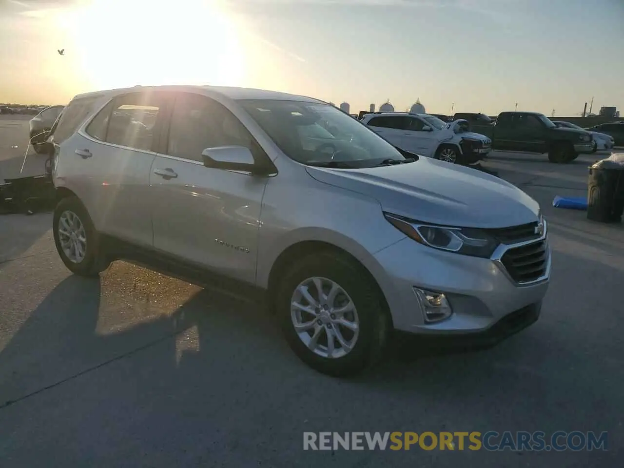4 fotografías del automóvil dañado 3GNAXKEV8MS160858 CHEVROLET EQUINOX 2021
