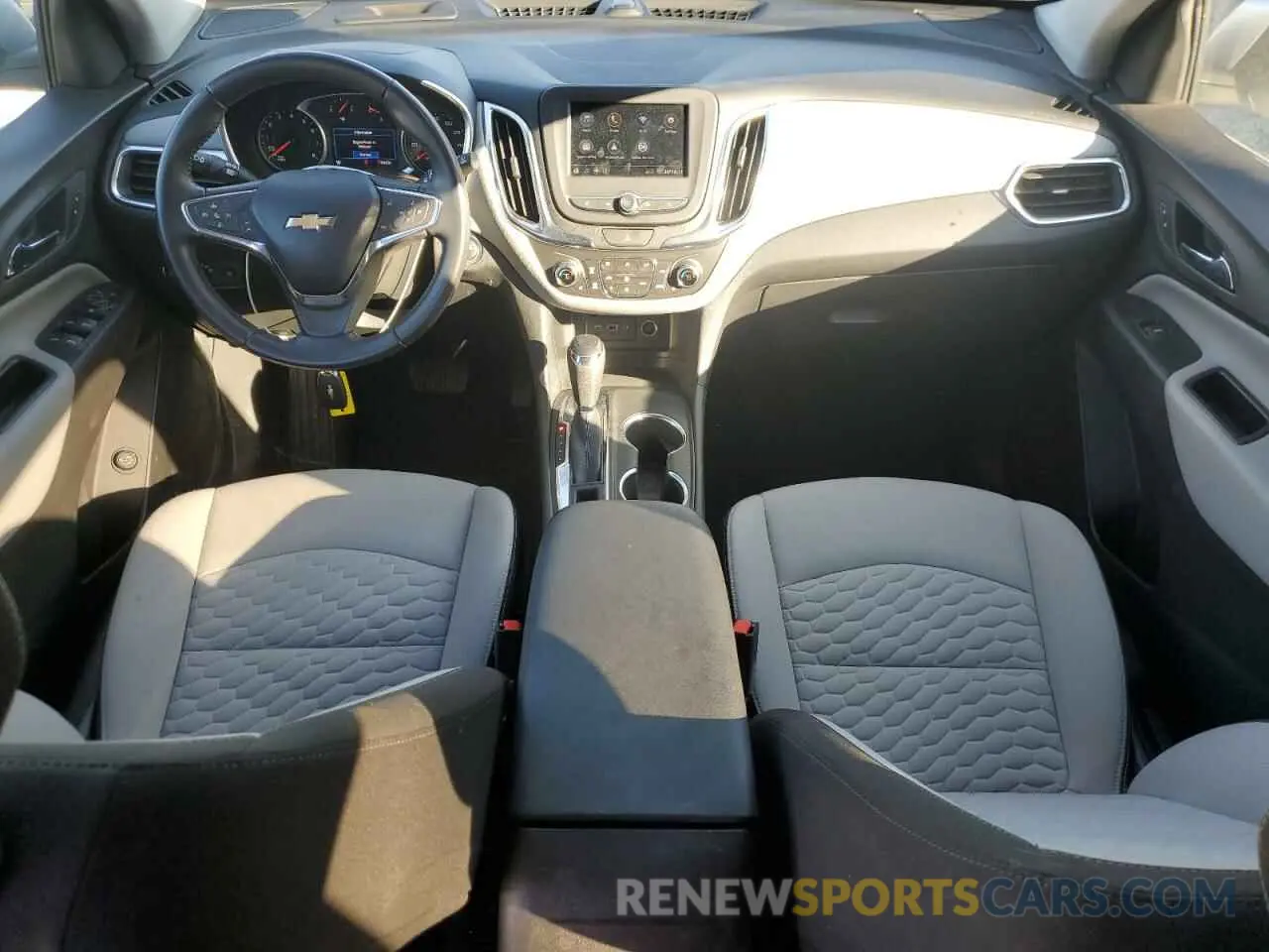 8 fotografías del automóvil dañado 3GNAXKEV9MS168824 CHEVROLET EQUINOX 2021