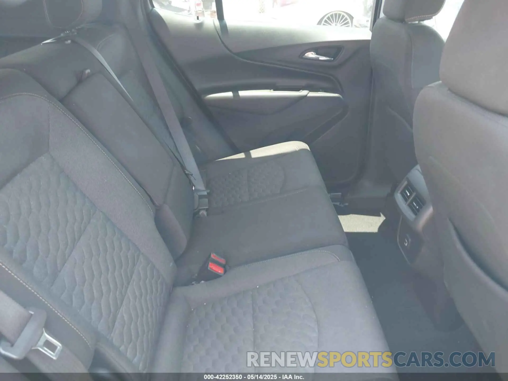 8 fotografías del automóvil dañado 3GNAXKEVXMS172106 CHEVROLET EQUINOX 2021