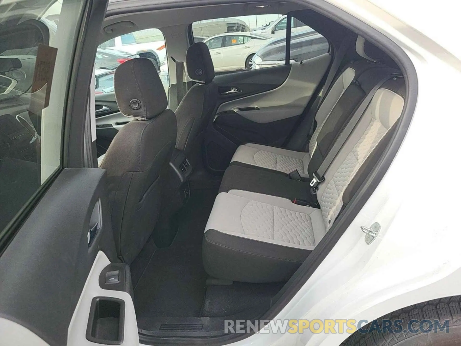 35 fotografías del automóvil dañado 3GNAXSEV5MS170327 CHEVROLET EQUINOX 2021