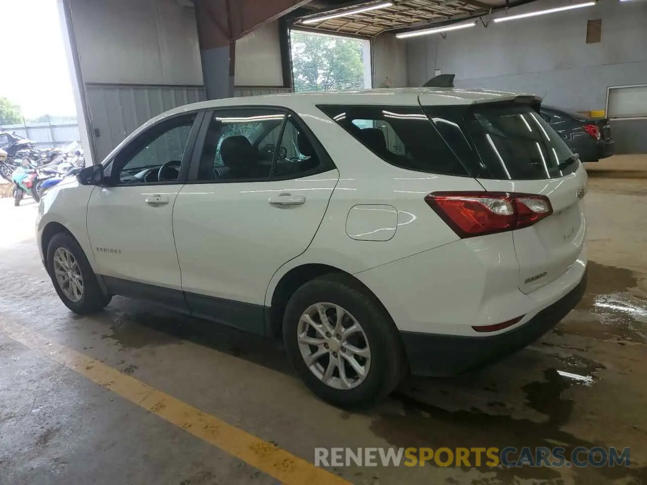 2 fotografías del automóvil dañado 3GNAXSEV6MS114543 CHEVROLET EQUINOX 2021