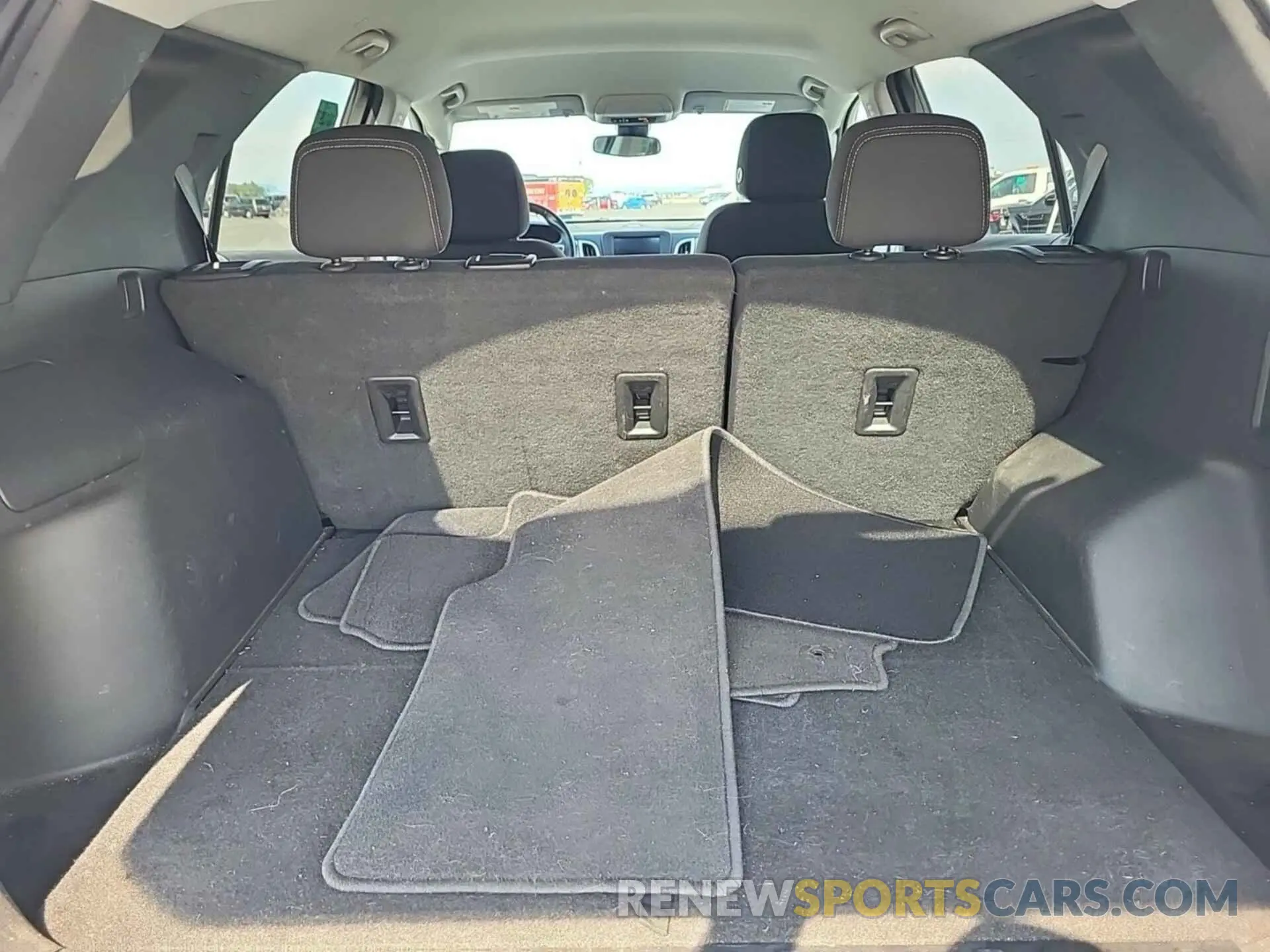 2 fotografías del automóvil dañado 3GNAXTEV0MS143803 CHEVROLET EQUINOX 2021