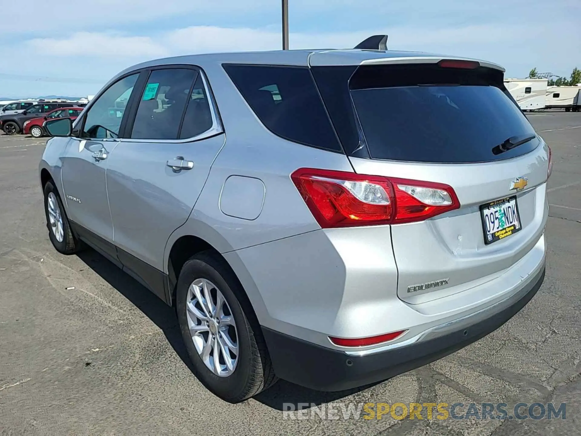 3 fotografías del automóvil dañado 3GNAXTEV0MS143803 CHEVROLET EQUINOX 2021