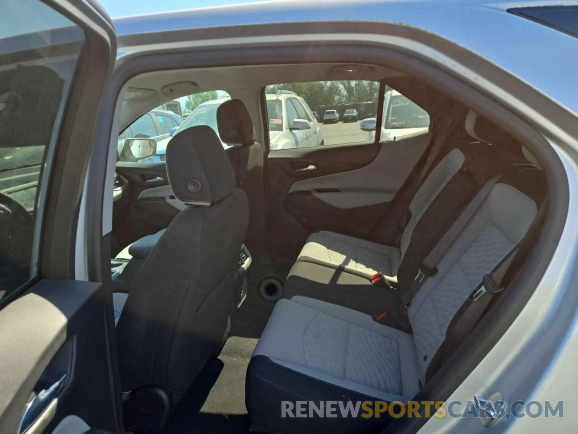 47 fotografías del automóvil dañado 3GNAXTEV0MS143803 CHEVROLET EQUINOX 2021