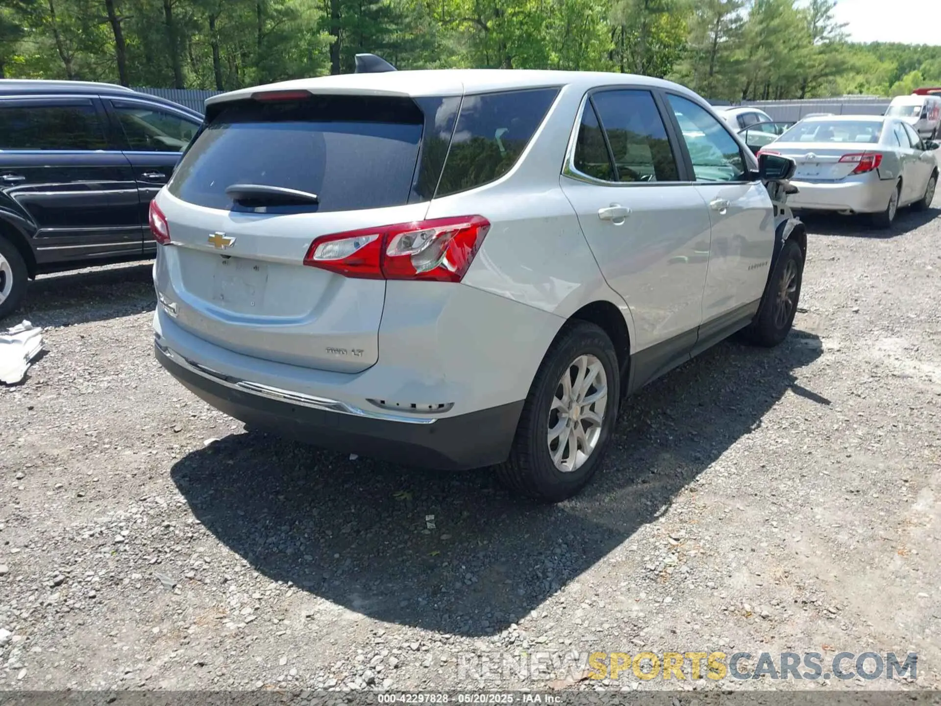 4 fotografías del automóvil dañado 3GNAXTEV1MS160948 CHEVROLET EQUINOX 2021