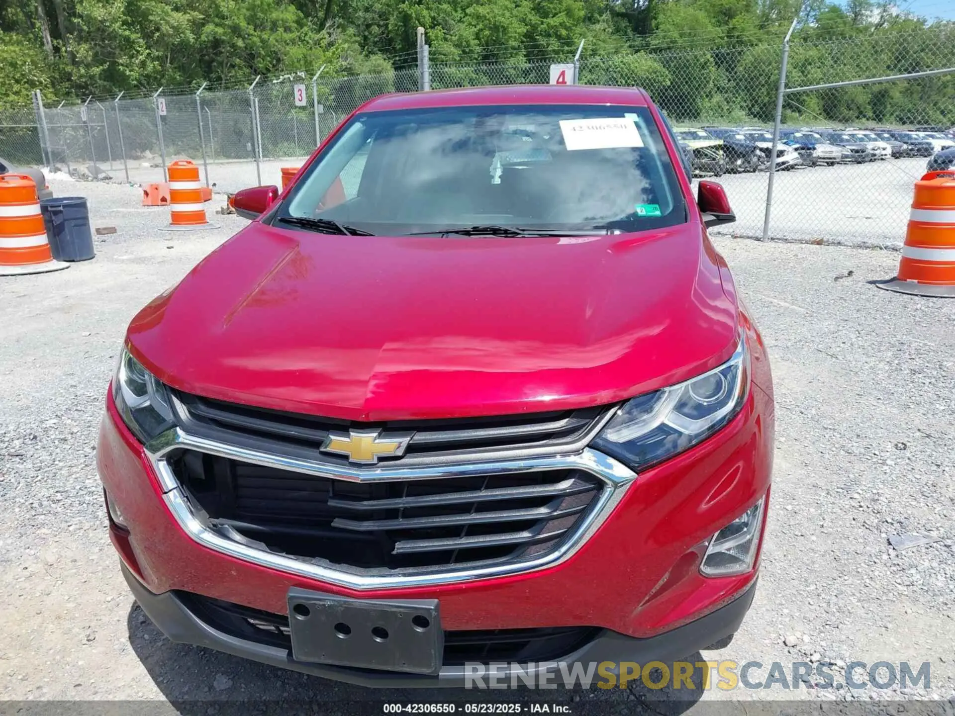 12 fotografías del automóvil dañado 3GNAXUEV0ML345556 CHEVROLET EQUINOX 2021