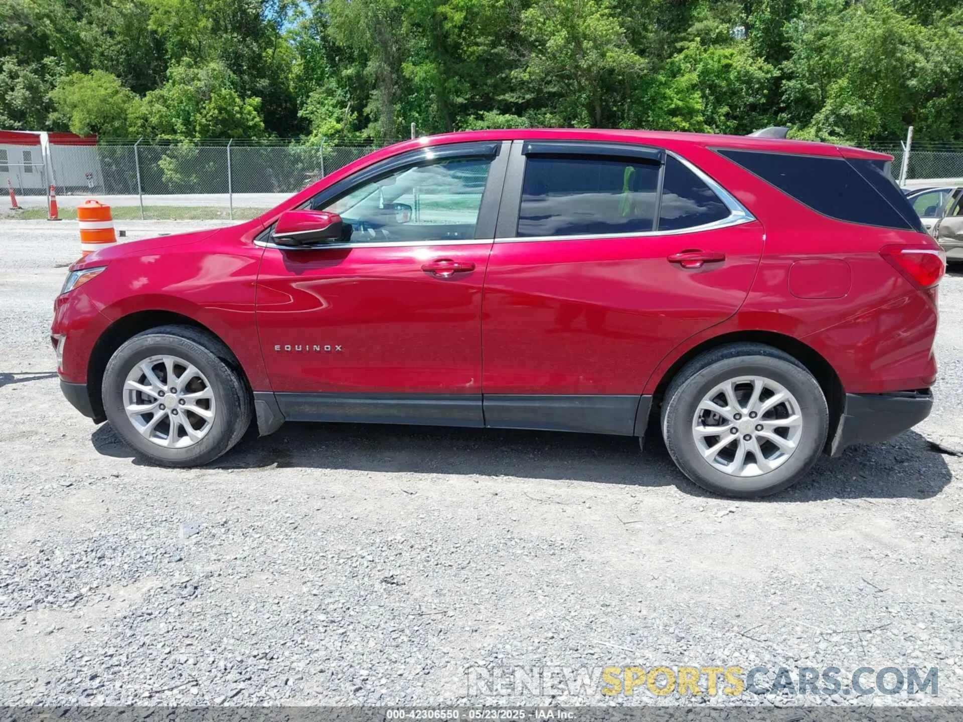 14 fotografías del automóvil dañado 3GNAXUEV0ML345556 CHEVROLET EQUINOX 2021
