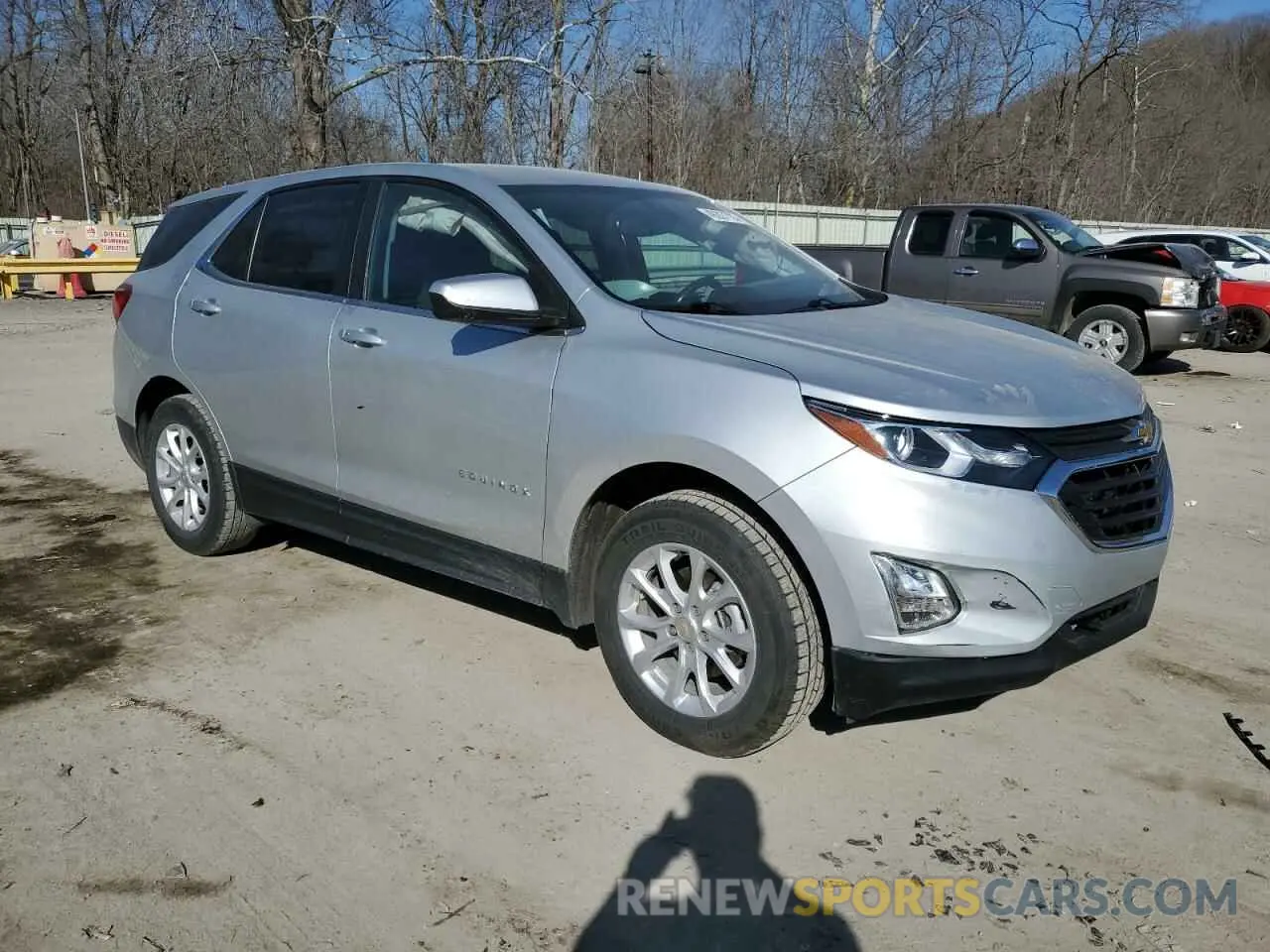 4 fotografías del automóvil dañado 3GNAXUEV0MS159683 CHEVROLET EQUINOX 2021