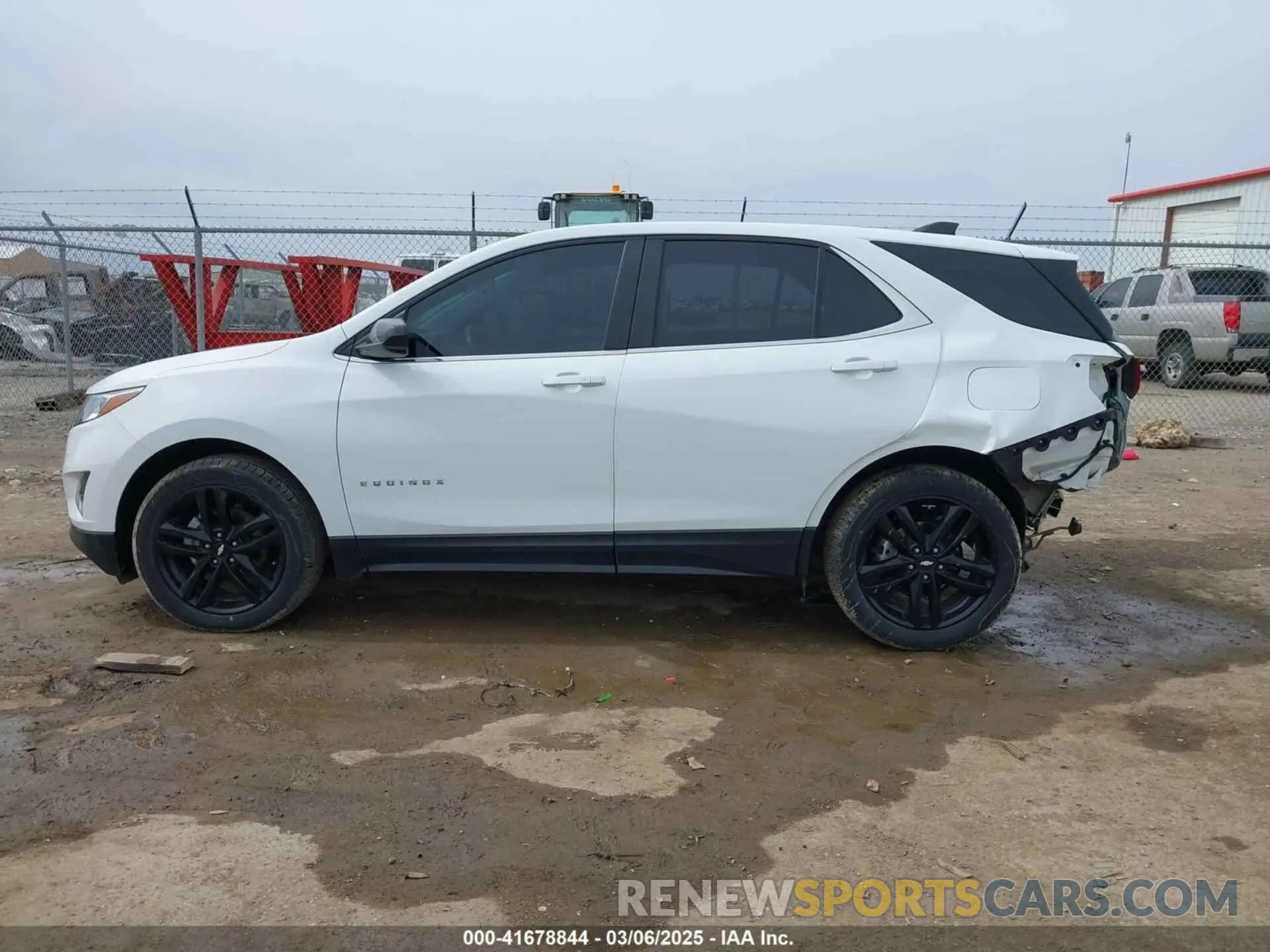 15 fotografías del automóvil dañado 3GNAXUEV0MS182932 CHEVROLET EQUINOX 2021