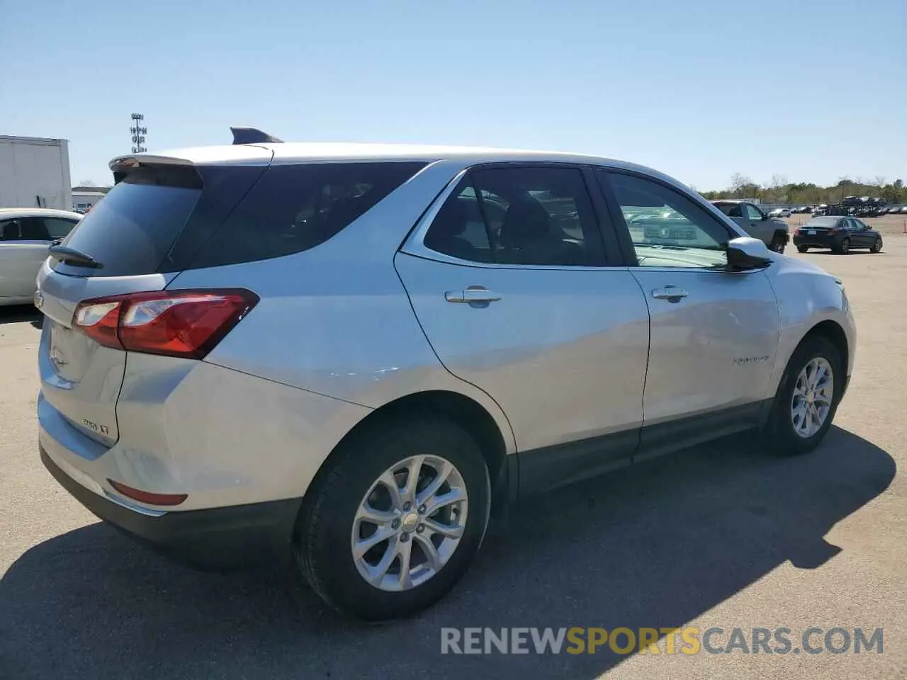 3 fotografías del automóvil dañado 3GNAXUEV1MS157456 CHEVROLET EQUINOX 2021