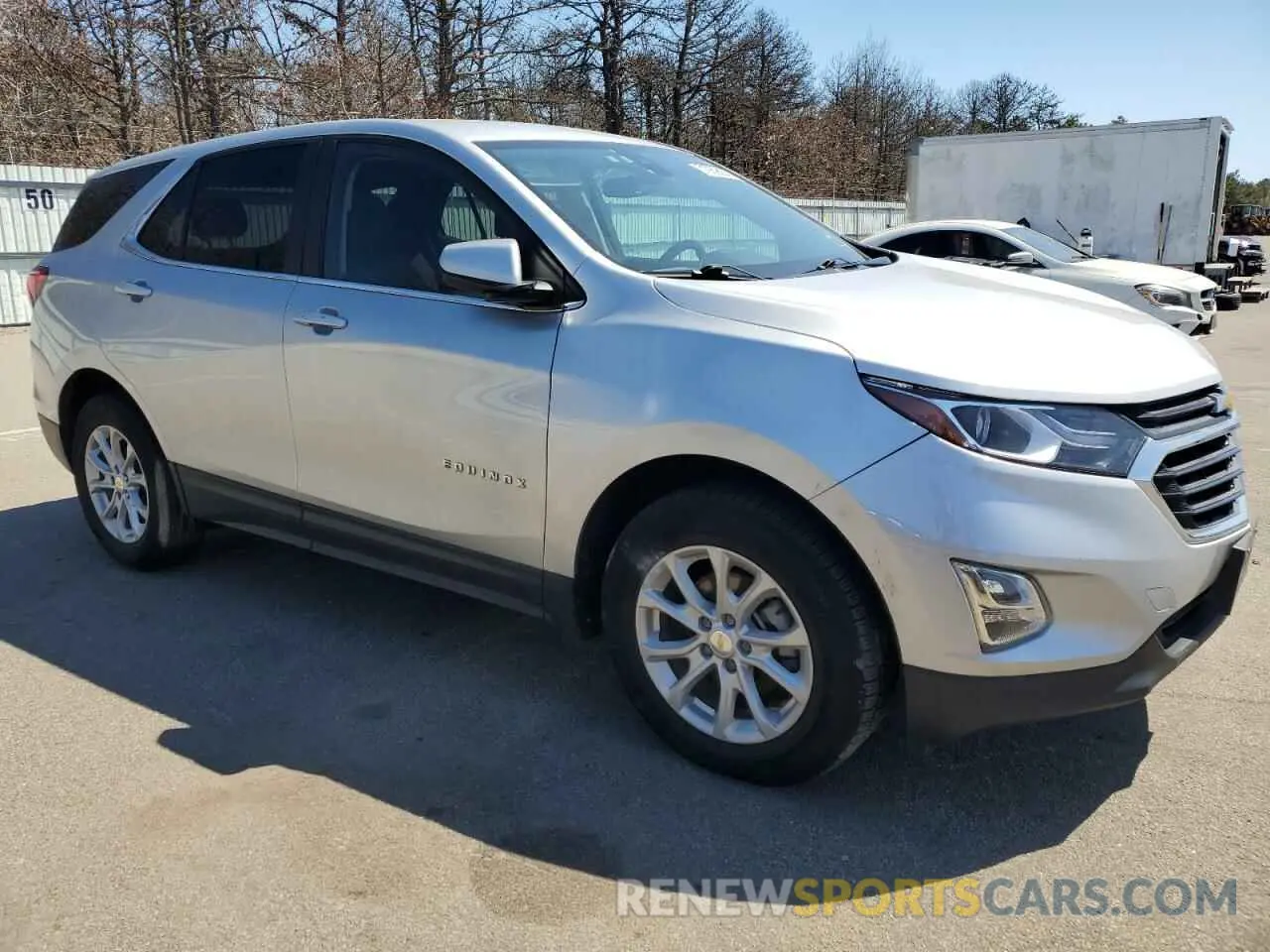 4 fotografías del automóvil dañado 3GNAXUEV1MS157456 CHEVROLET EQUINOX 2021