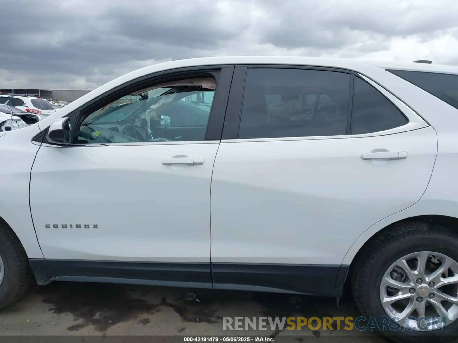 13 fotografías del automóvil dañado 3GNAXUEV1MS176153 CHEVROLET EQUINOX 2021