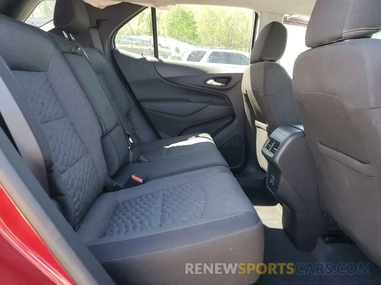 11 fotografías del automóvil dañado 3GNAXUEV2ML320769 CHEVROLET EQUINOX 2021