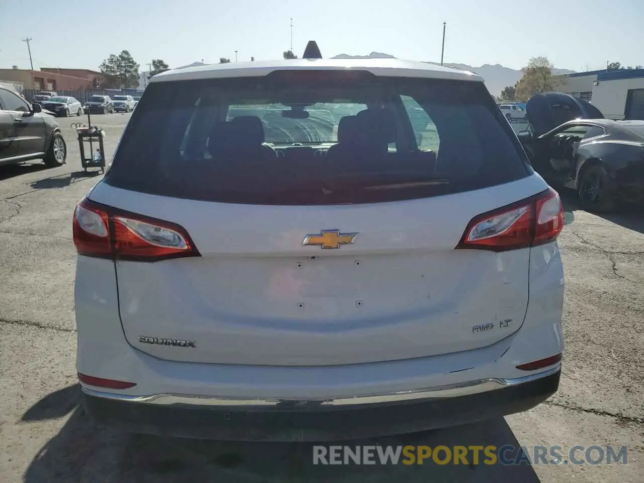 6 fotografías del automóvil dañado 3GNAXUEV2ML343775 CHEVROLET EQUINOX 2021