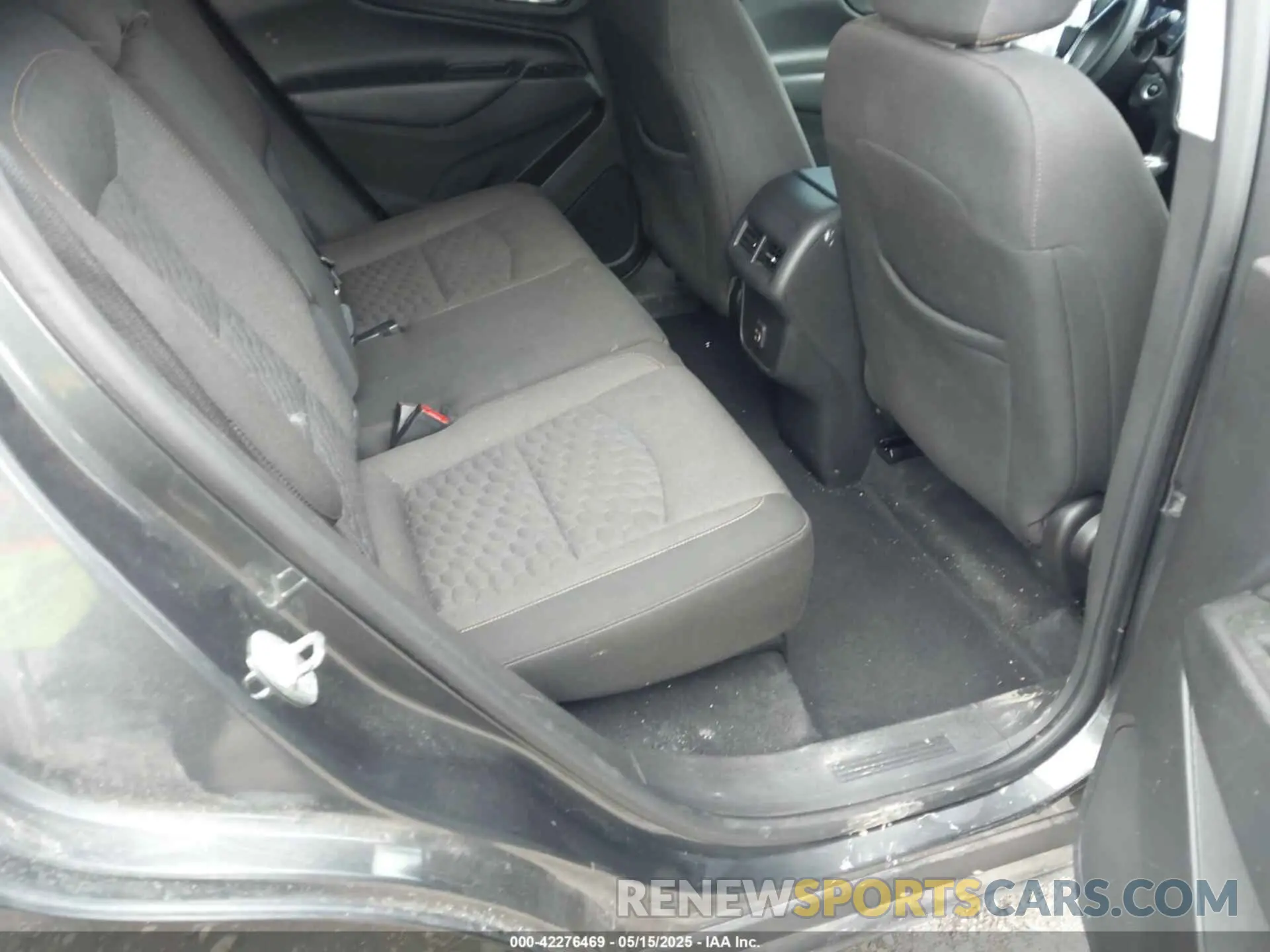 8 fotografías del automóvil dañado 3GNAXUEV2ML385900 CHEVROLET EQUINOX 2021