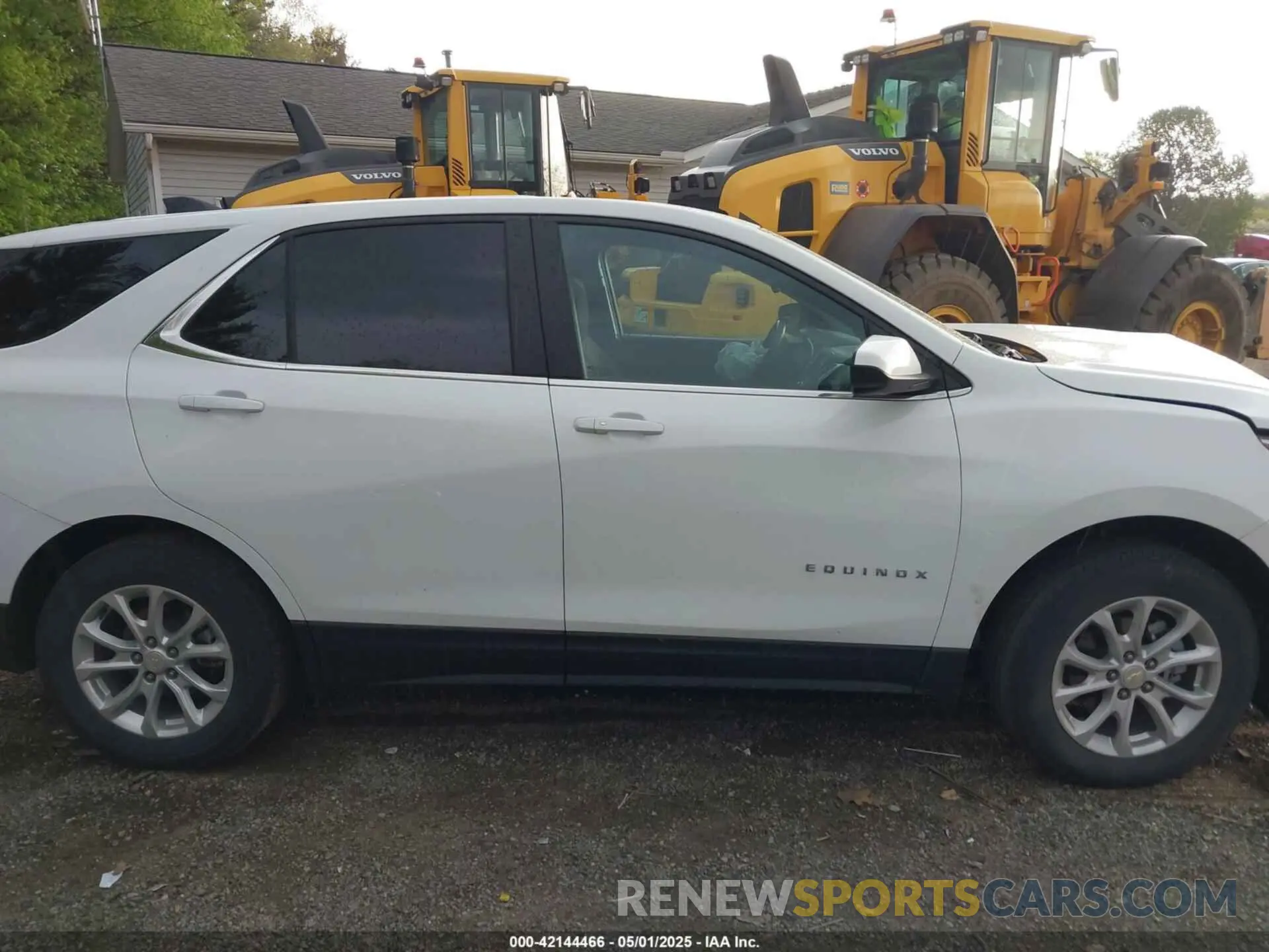 13 fotografías del automóvil dañado 3GNAXUEV2MS118777 CHEVROLET EQUINOX 2021