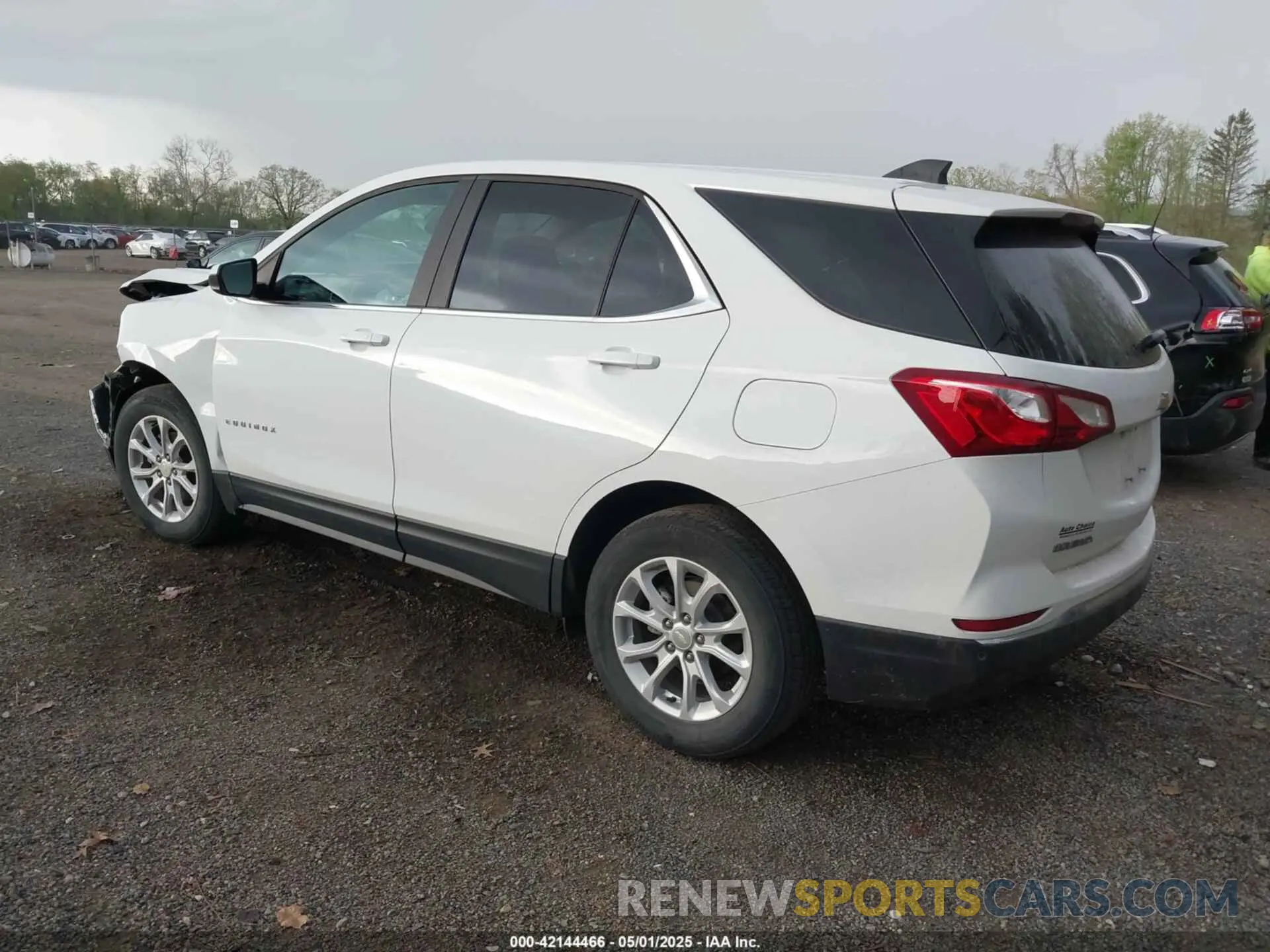 3 fotografías del automóvil dañado 3GNAXUEV2MS118777 CHEVROLET EQUINOX 2021
