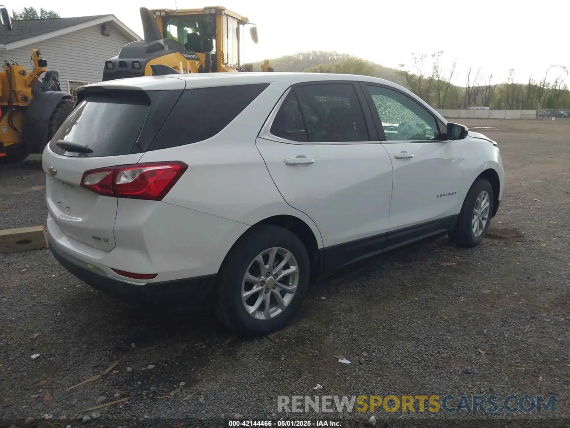 4 fotografías del automóvil dañado 3GNAXUEV2MS118777 CHEVROLET EQUINOX 2021