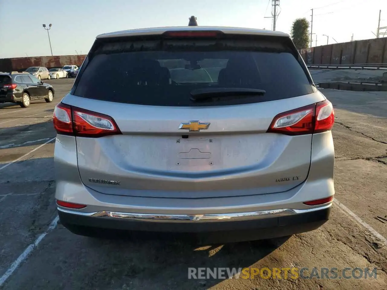 6 fotografías del automóvil dañado 3GNAXUEV2MS133599 CHEVROLET EQUINOX 2021