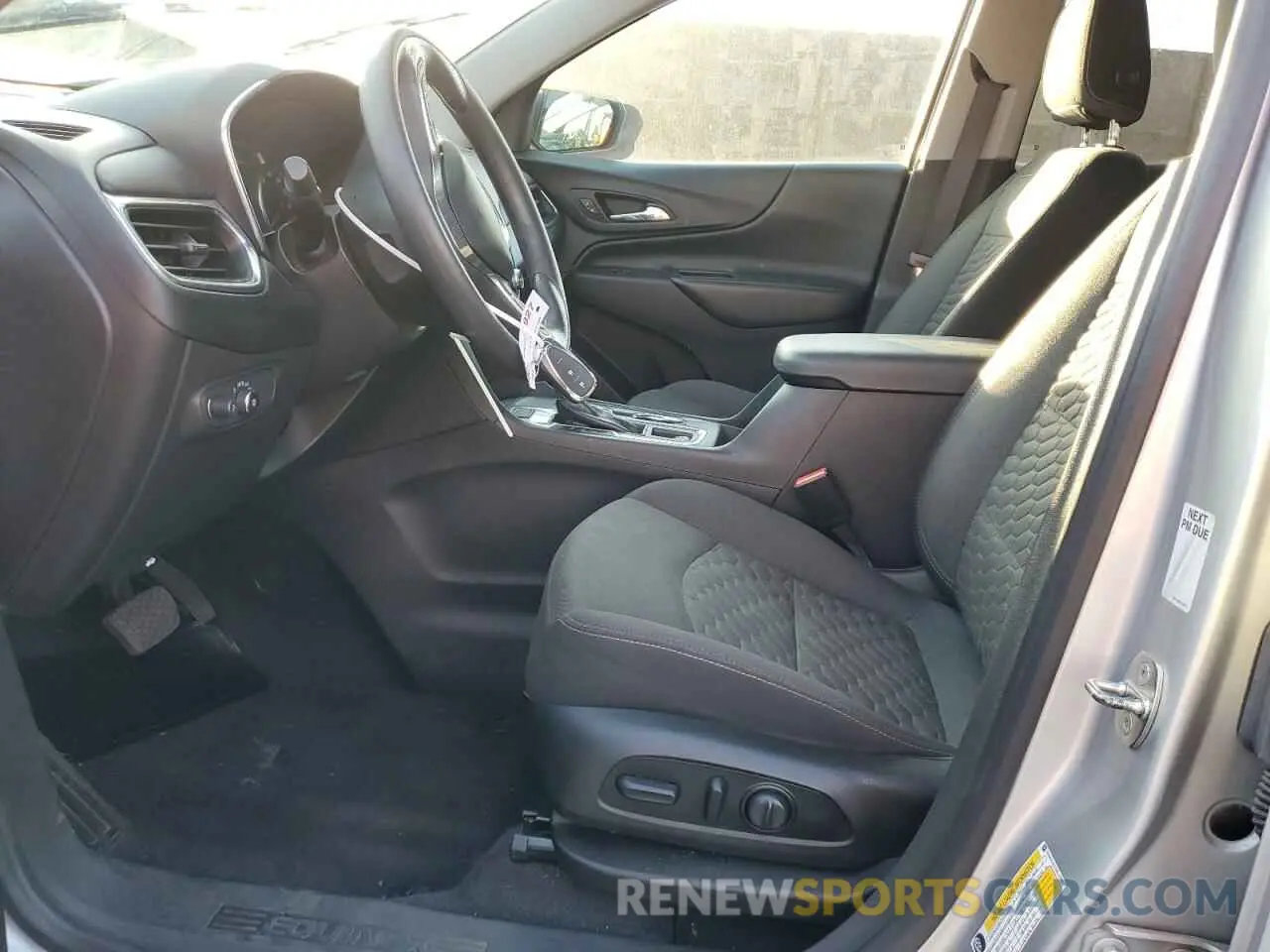 7 fotografías del automóvil dañado 3GNAXUEV2MS133599 CHEVROLET EQUINOX 2021