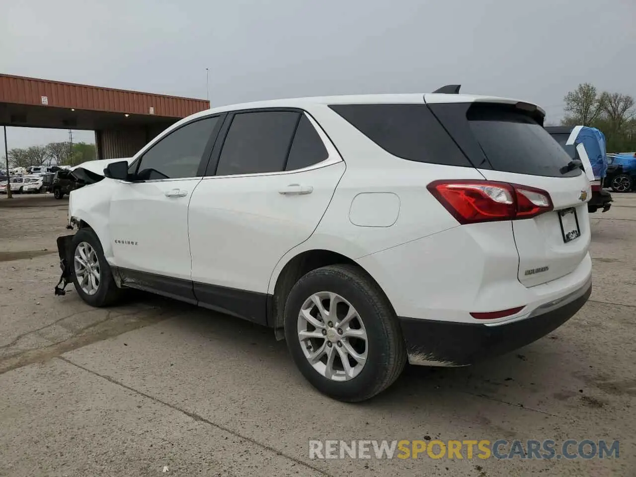 2 fotografías del automóvil dañado 3GNAXUEV2MS152413 CHEVROLET EQUINOX 2021