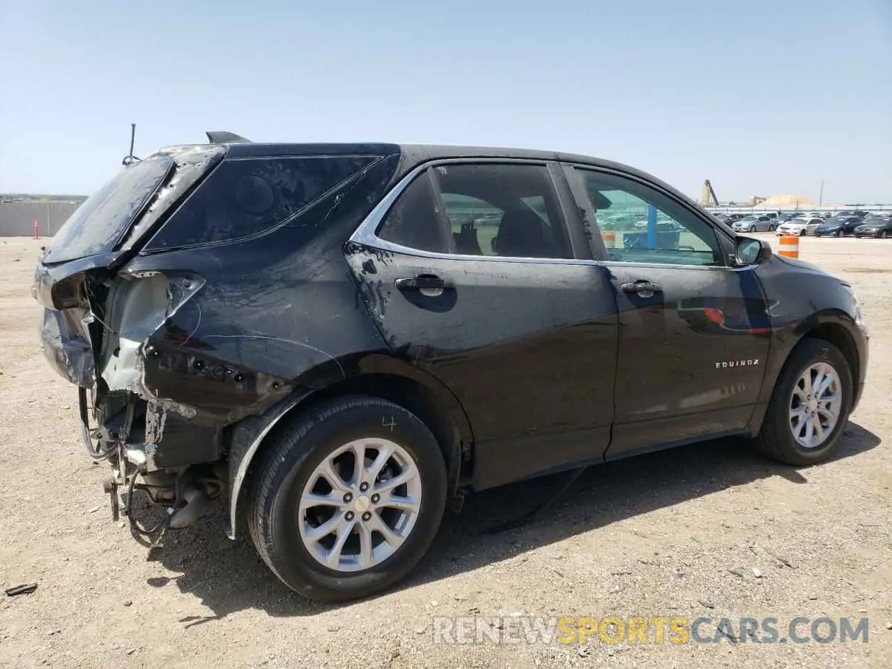 3 fotografías del automóvil dañado 3GNAXUEV3ML365977 CHEVROLET EQUINOX 2021