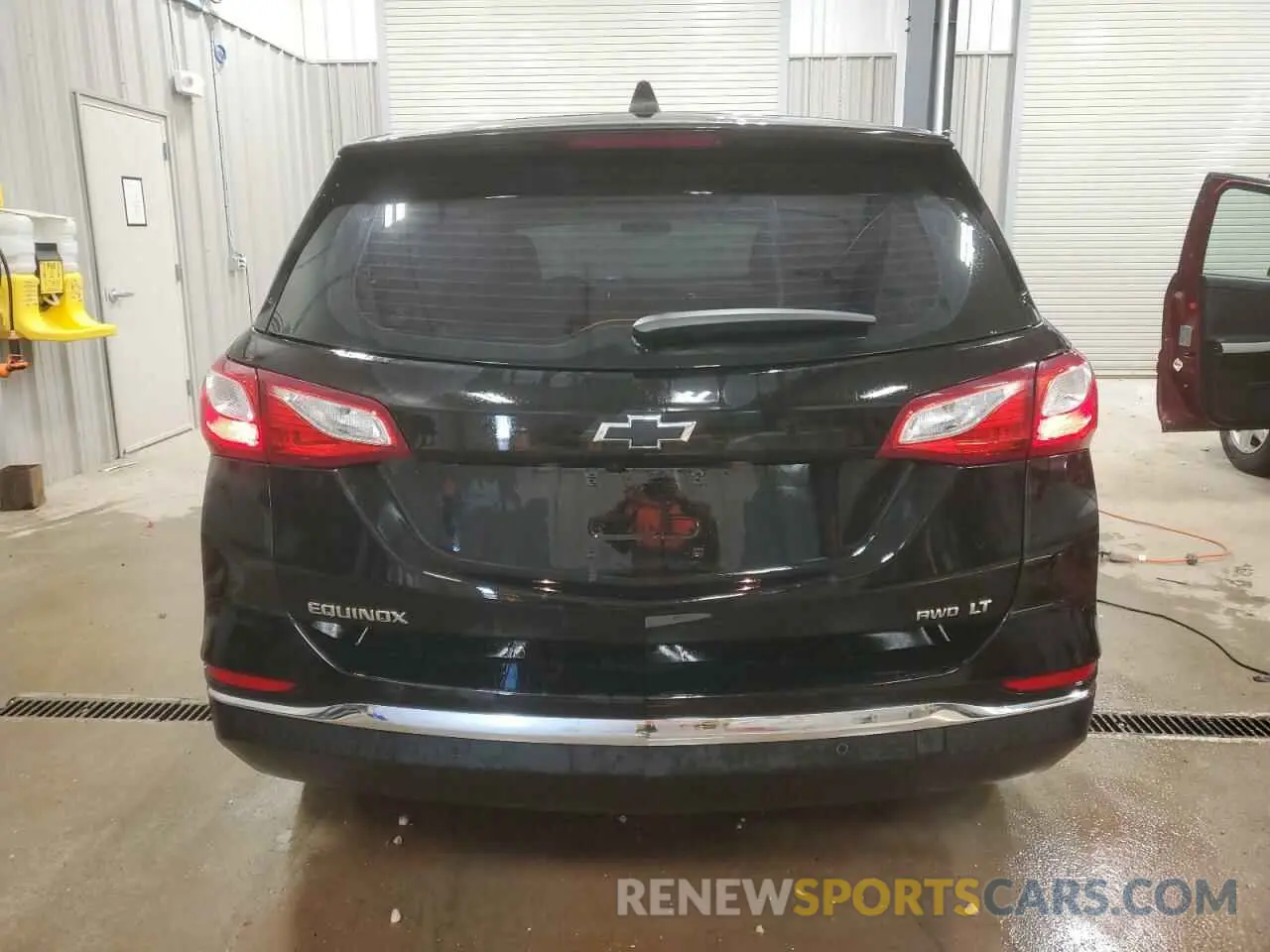 6 fotografías del automóvil dañado 3GNAXUEV3ML379300 CHEVROLET EQUINOX 2021