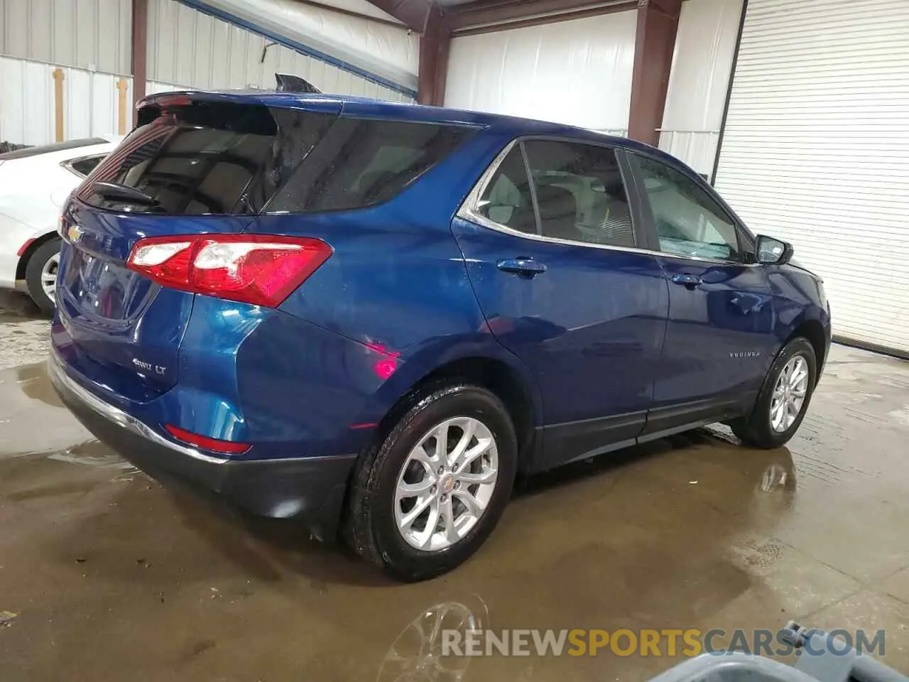 3 fotografías del automóvil dañado 3GNAXUEV3ML383136 CHEVROLET EQUINOX 2021