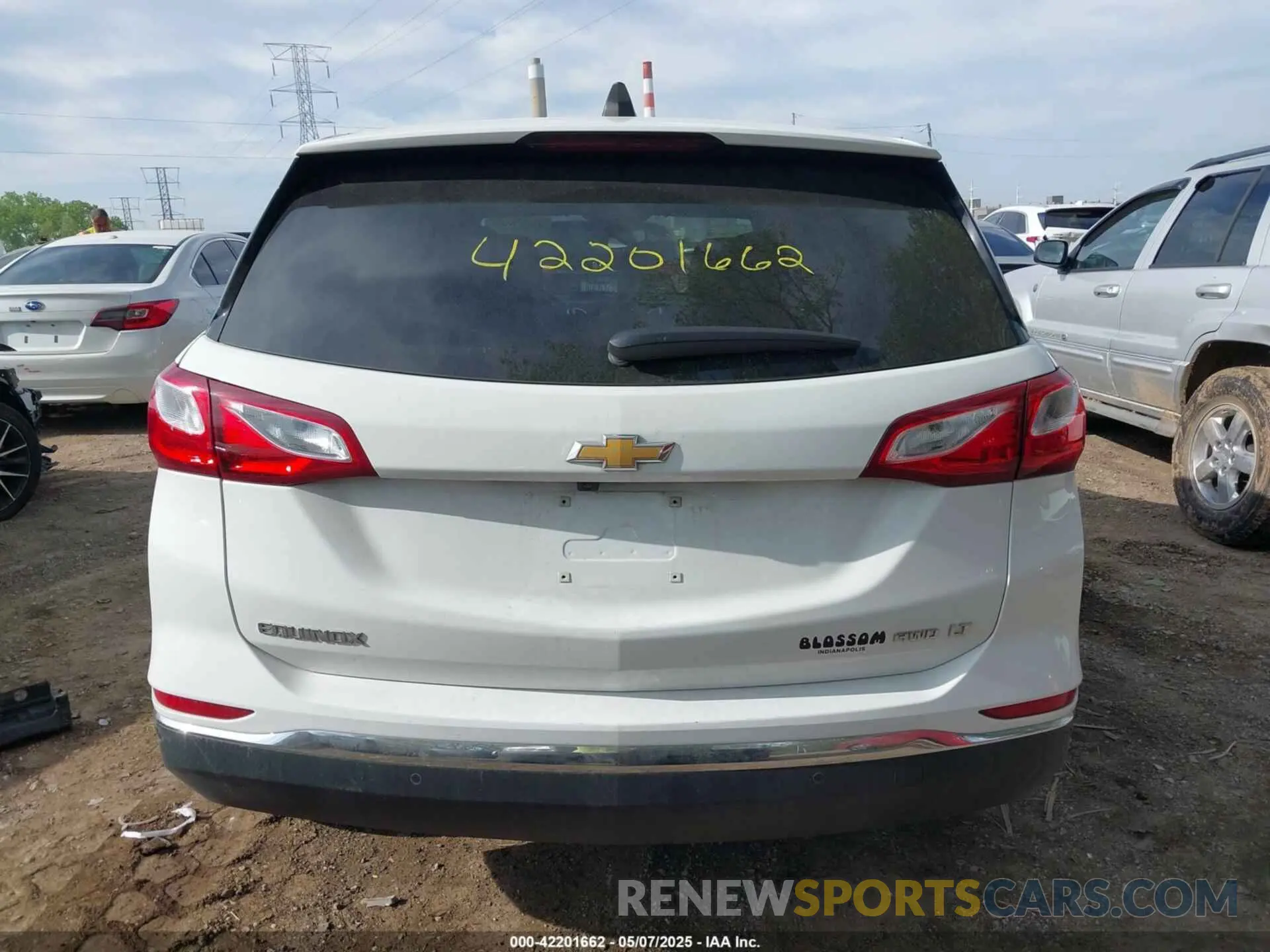 16 fotografías del automóvil dañado 3GNAXUEV3MS179202 CHEVROLET EQUINOX 2021
