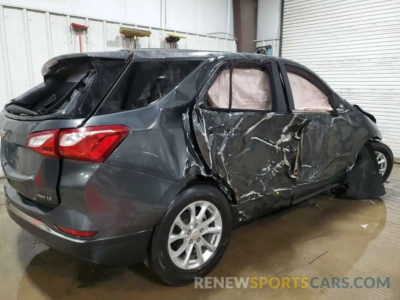 3 fotografías del automóvil dañado 3GNAXUEV5ML379766 CHEVROLET EQUINOX 2021