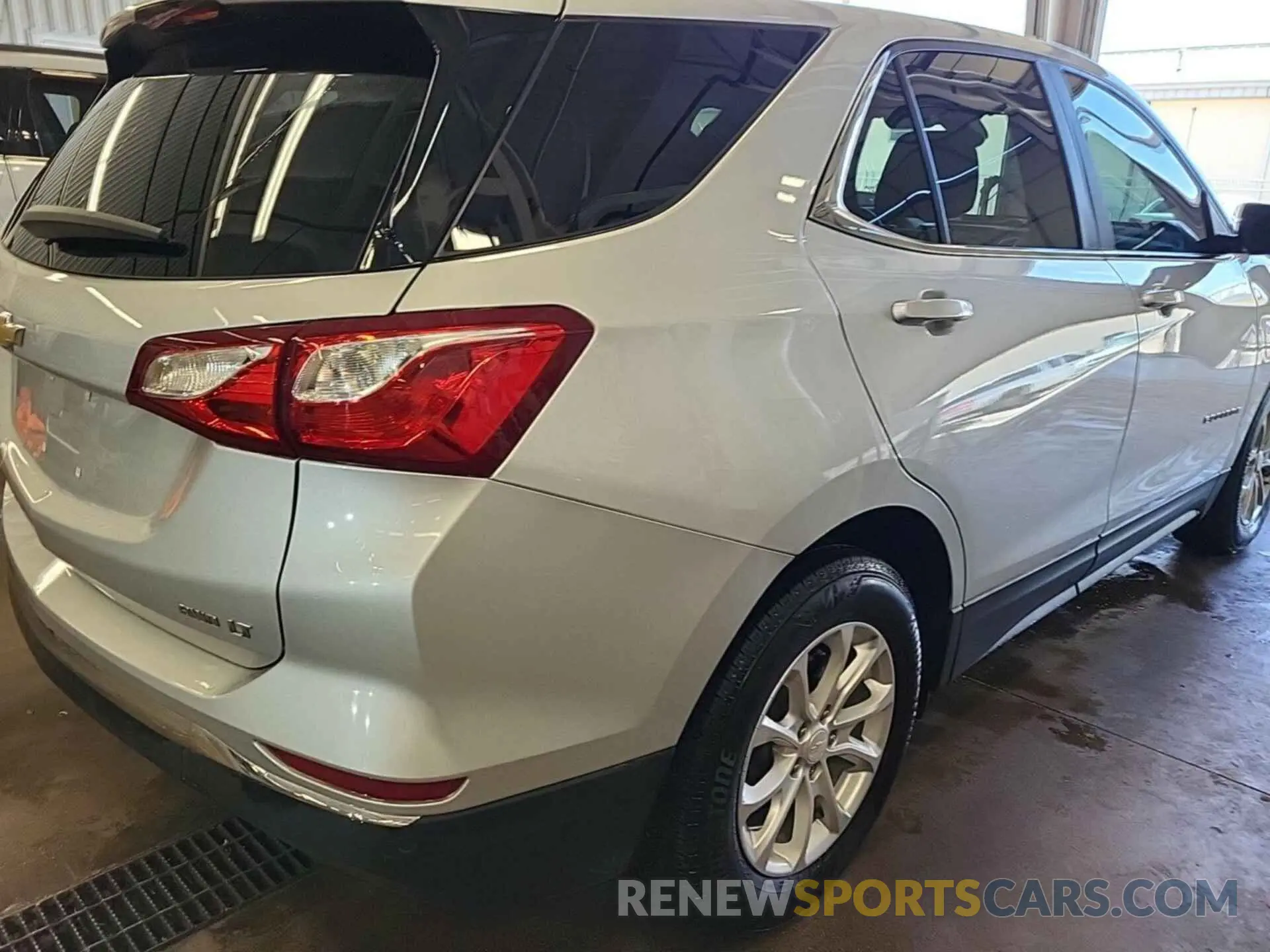 7 fotografías del automóvil dañado 3GNAXUEV6MS170848 CHEVROLET EQUINOX 2021