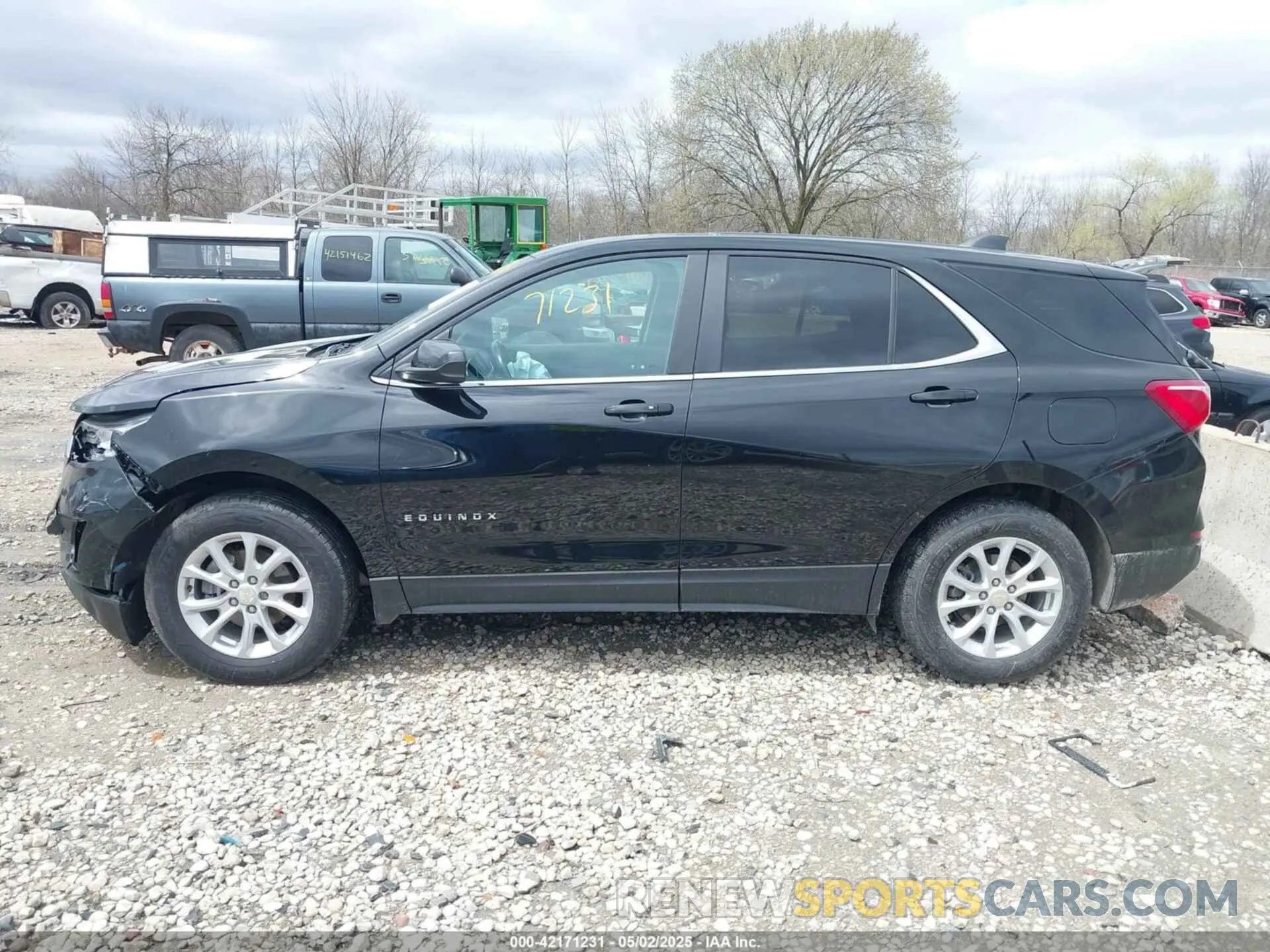 14 fotografías del automóvil dañado 3GNAXUEV7ML336725 CHEVROLET EQUINOX 2021