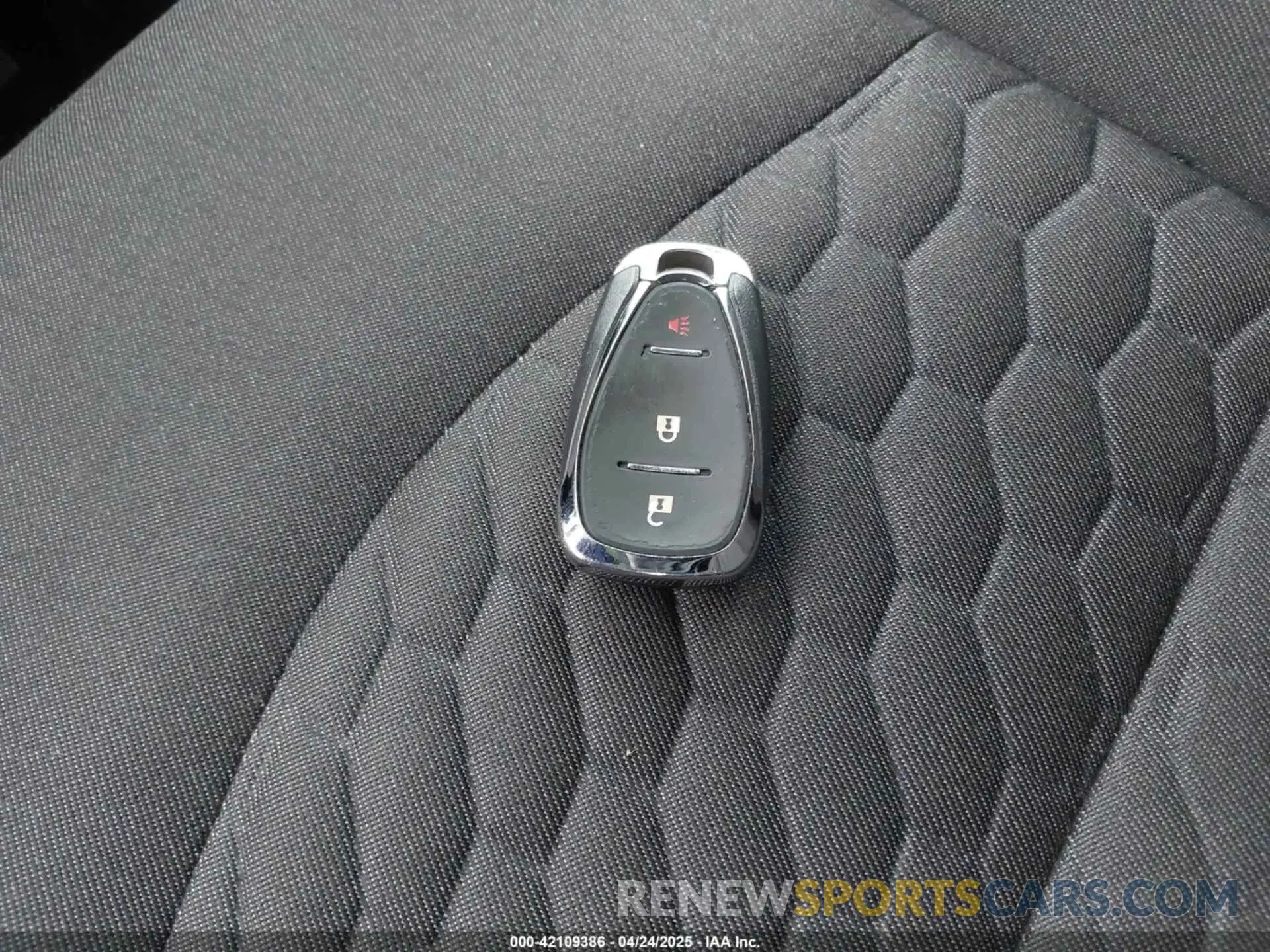 11 fotografías del automóvil dañado 3GNAXUEV7ML351919 CHEVROLET EQUINOX 2021