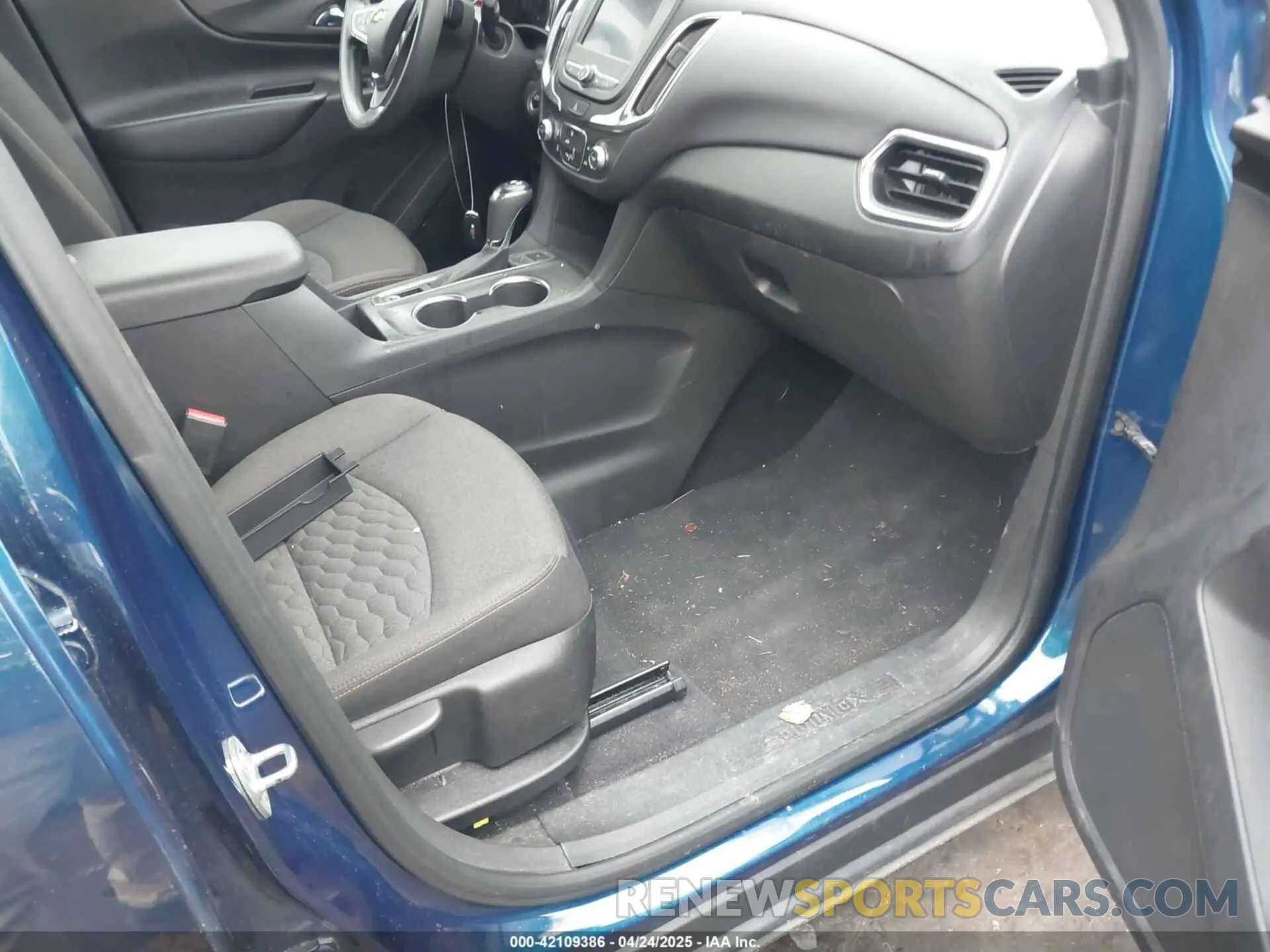 5 fotografías del automóvil dañado 3GNAXUEV7ML351919 CHEVROLET EQUINOX 2021