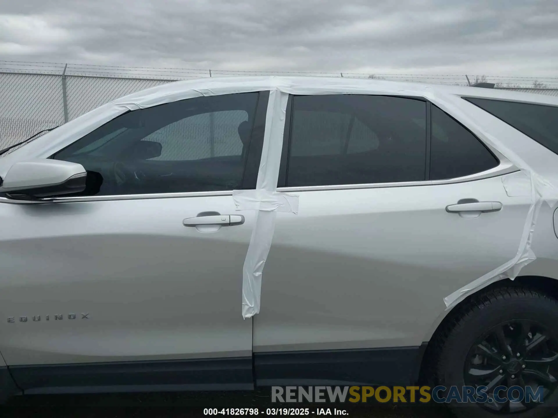 12 fotografías del automóvil dañado 3GNAXUEV8MS141044 CHEVROLET EQUINOX 2021