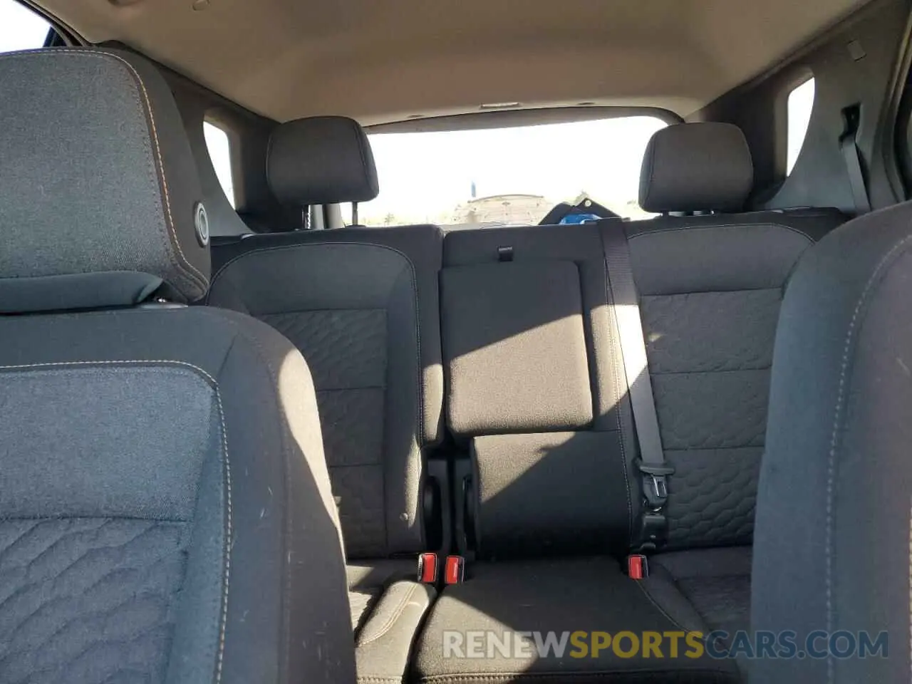 10 fotografías del automóvil dañado 3GNAXUEV8MS169393 CHEVROLET EQUINOX 2021