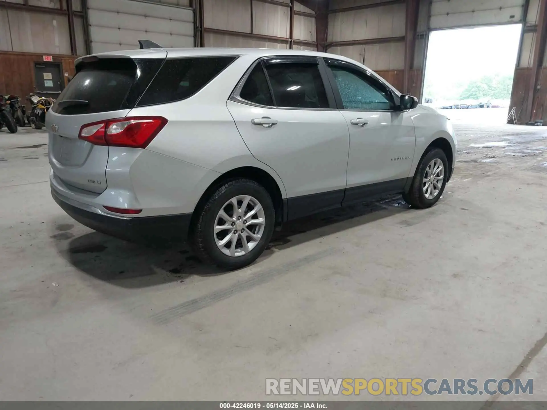 4 fotografías del automóvil dañado 3GNAXUEV9MS140887 CHEVROLET EQUINOX 2021