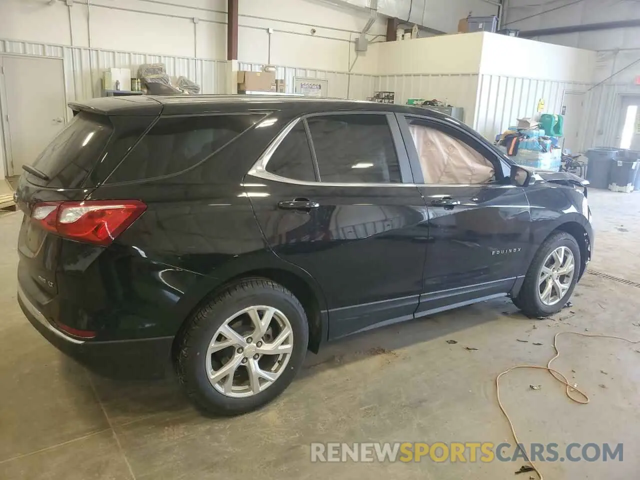 3 fotografías del automóvil dañado 3GNAXUEVXML328070 CHEVROLET EQUINOX 2021