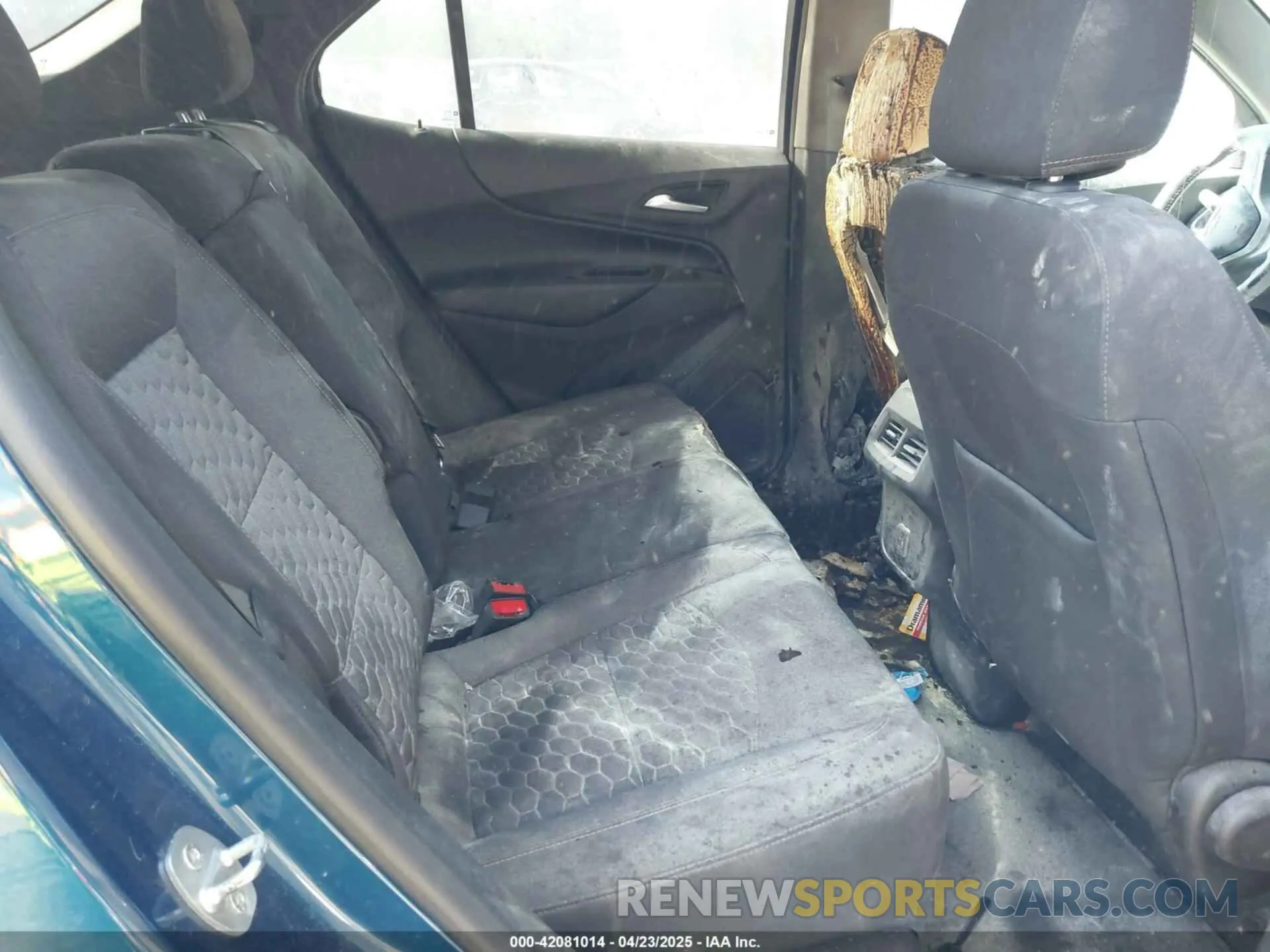 8 fotografías del automóvil dañado 3GNAXUEVXML355219 CHEVROLET EQUINOX 2021