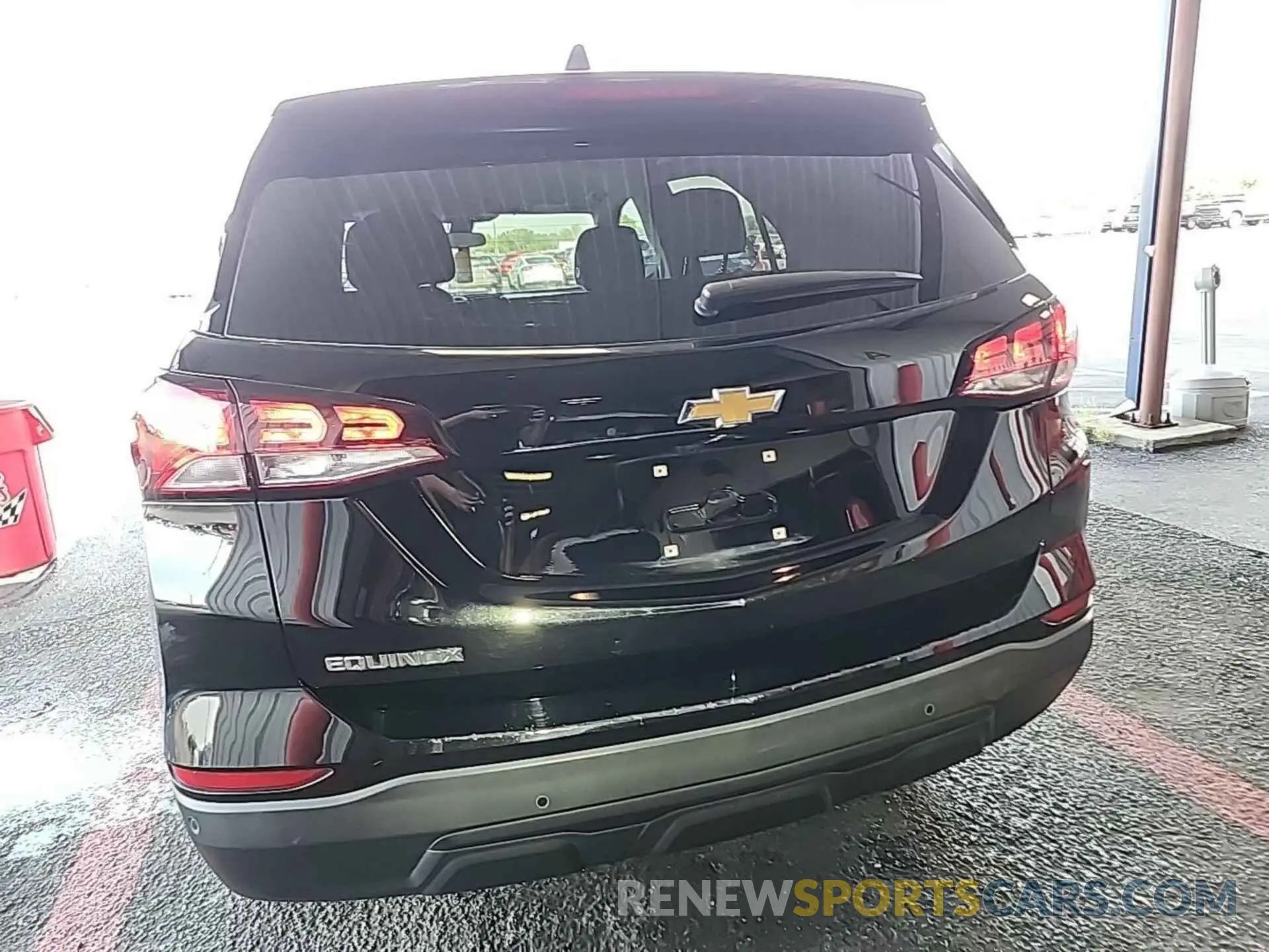 8 fotografías del automóvil dañado 2GNAXFEV7N6137238 CHEVROLET EQUINOX 2022