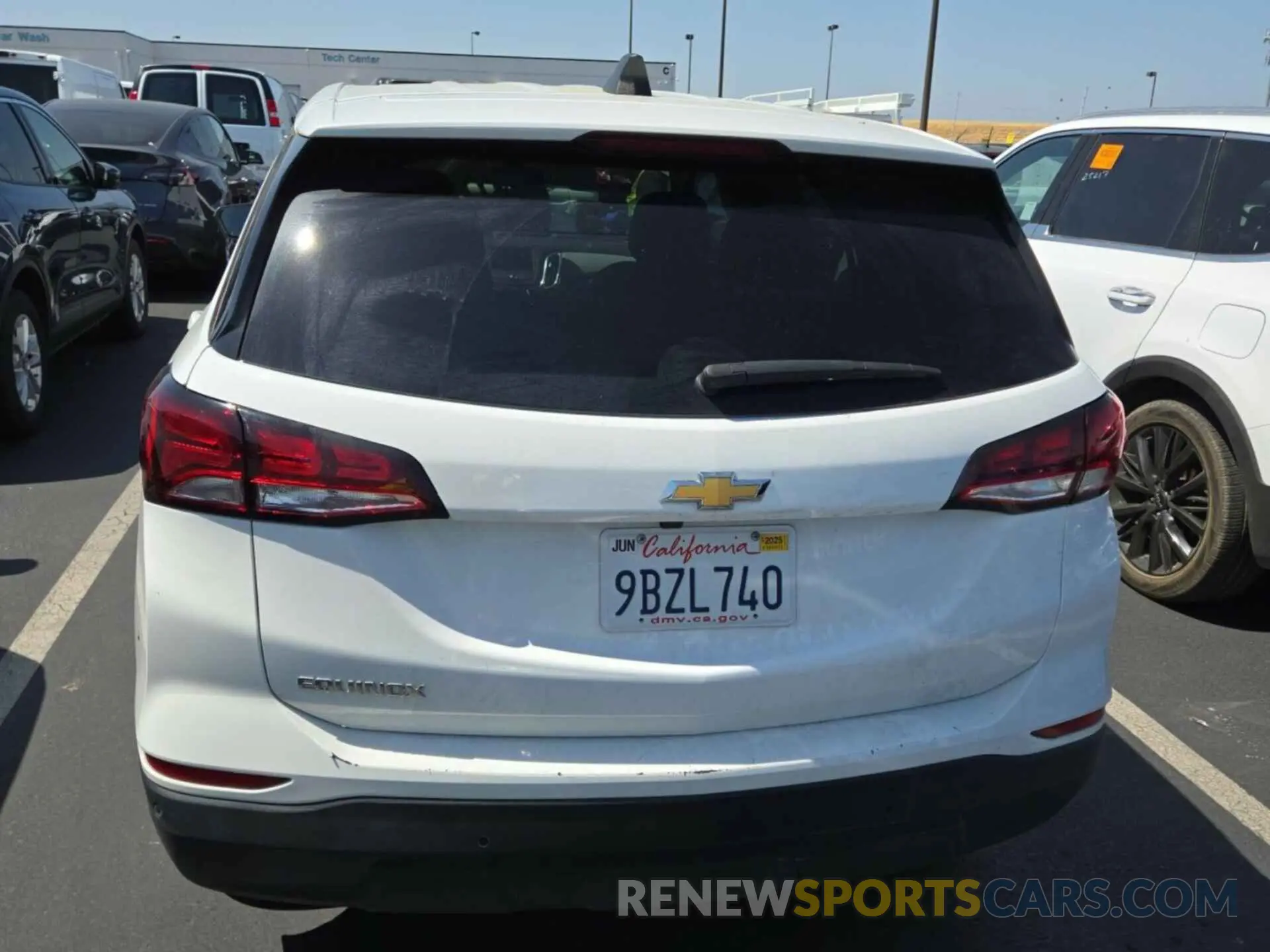 15 fotografías del automóvil dañado 2GNAXFEV9N6122272 CHEVROLET EQUINOX 2022