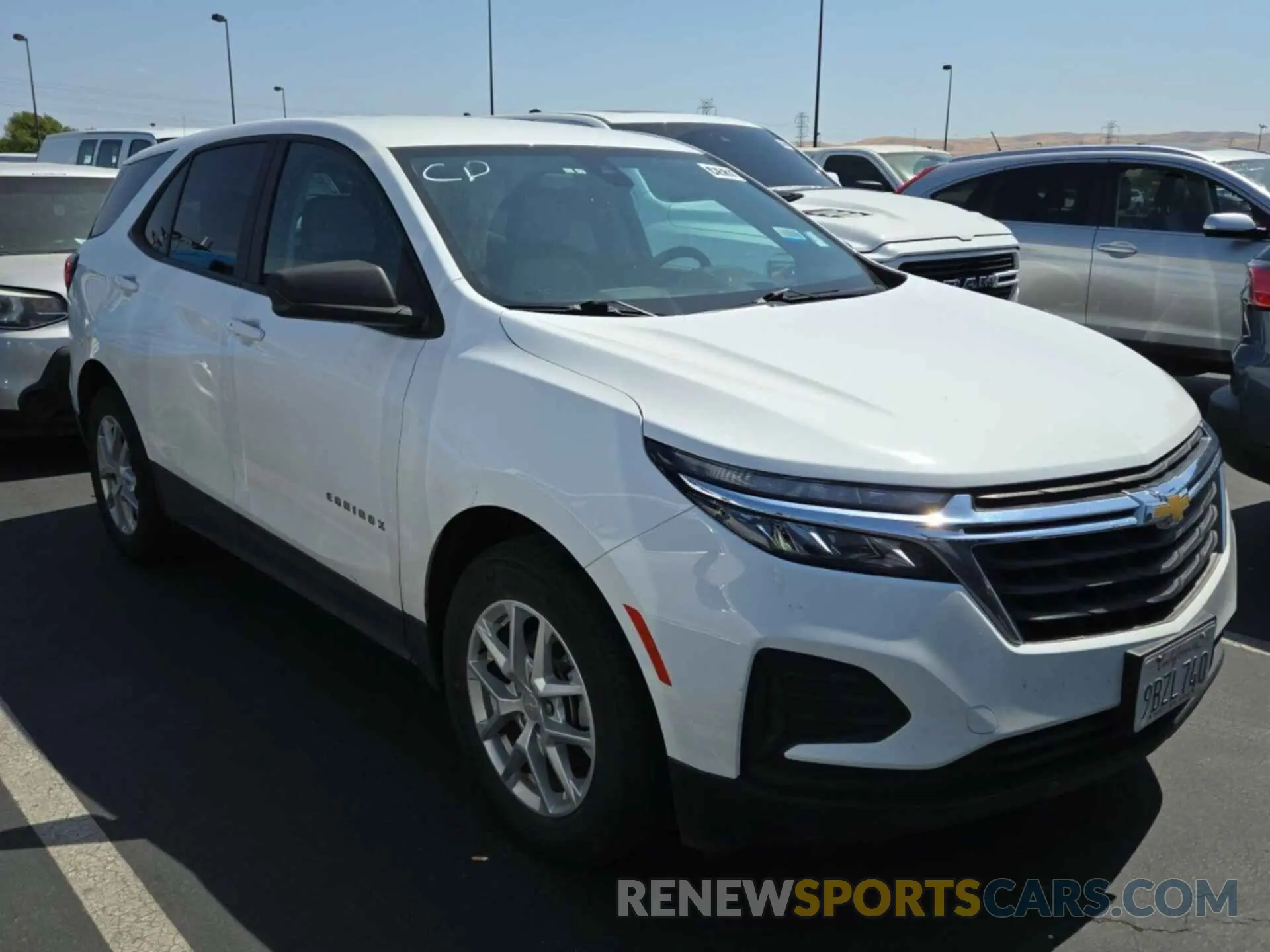 19 fotografías del automóvil dañado 2GNAXFEV9N6122272 CHEVROLET EQUINOX 2022