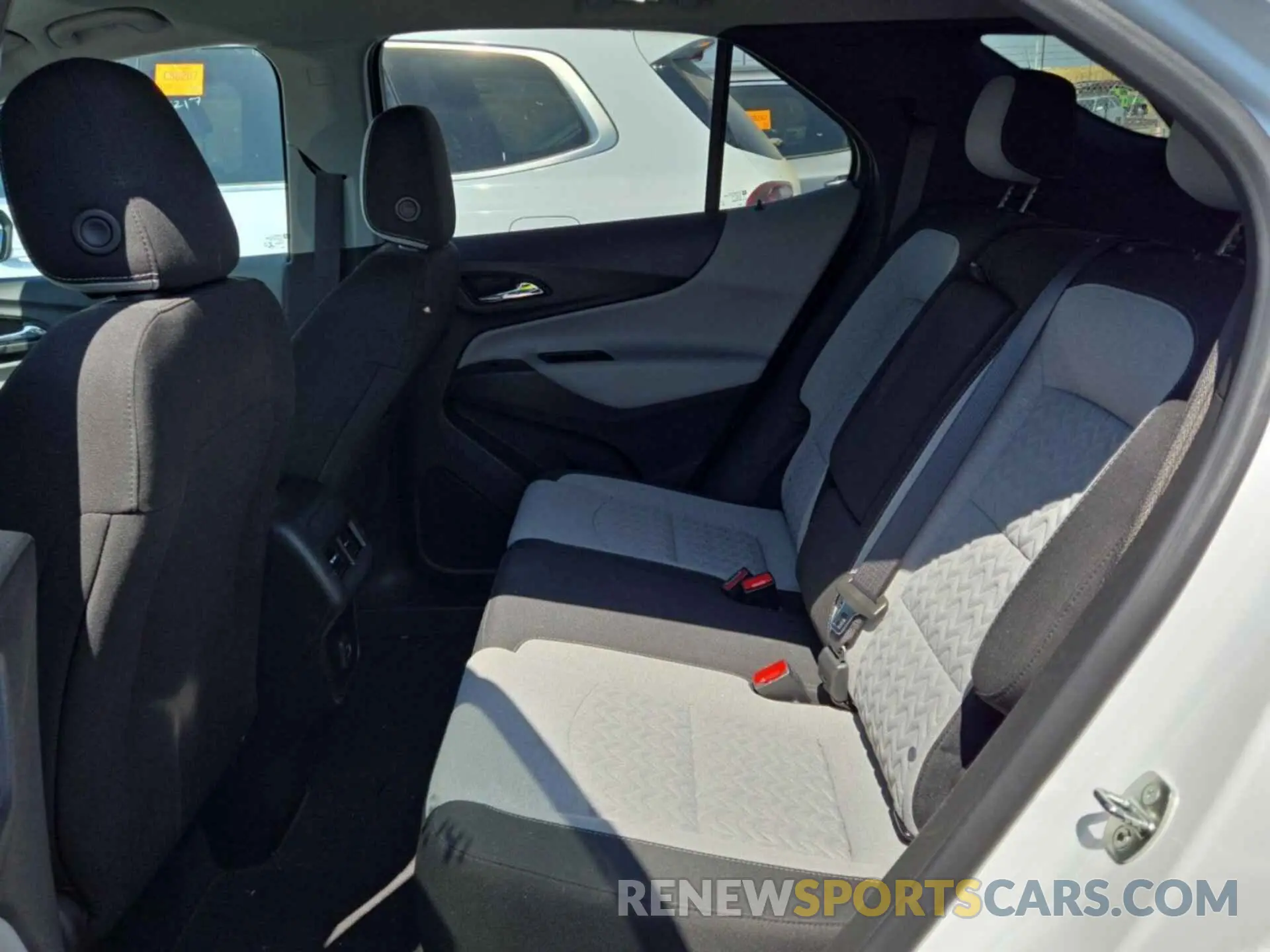 21 fotografías del automóvil dañado 2GNAXFEV9N6122272 CHEVROLET EQUINOX 2022