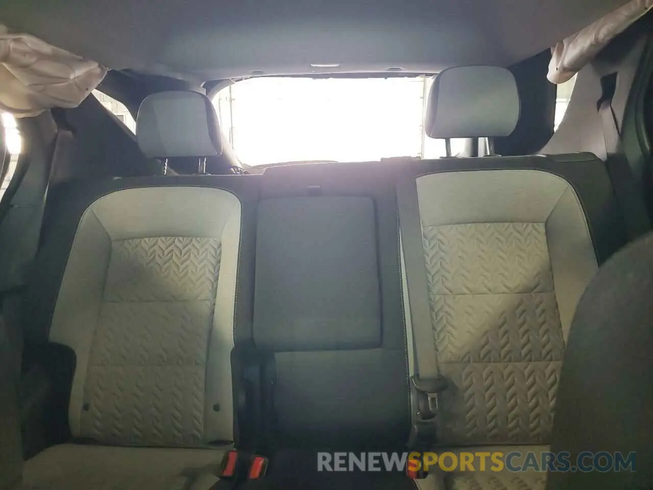 10 fotografías del automóvil dañado 2GNAXHEV3N6126930 CHEVROLET EQUINOX 2022