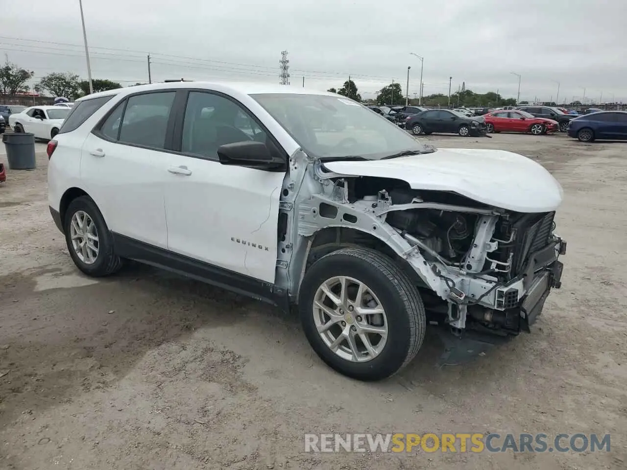 4 fotografías del automóvil dañado 2GNAXHEV7N6102081 CHEVROLET EQUINOX 2022