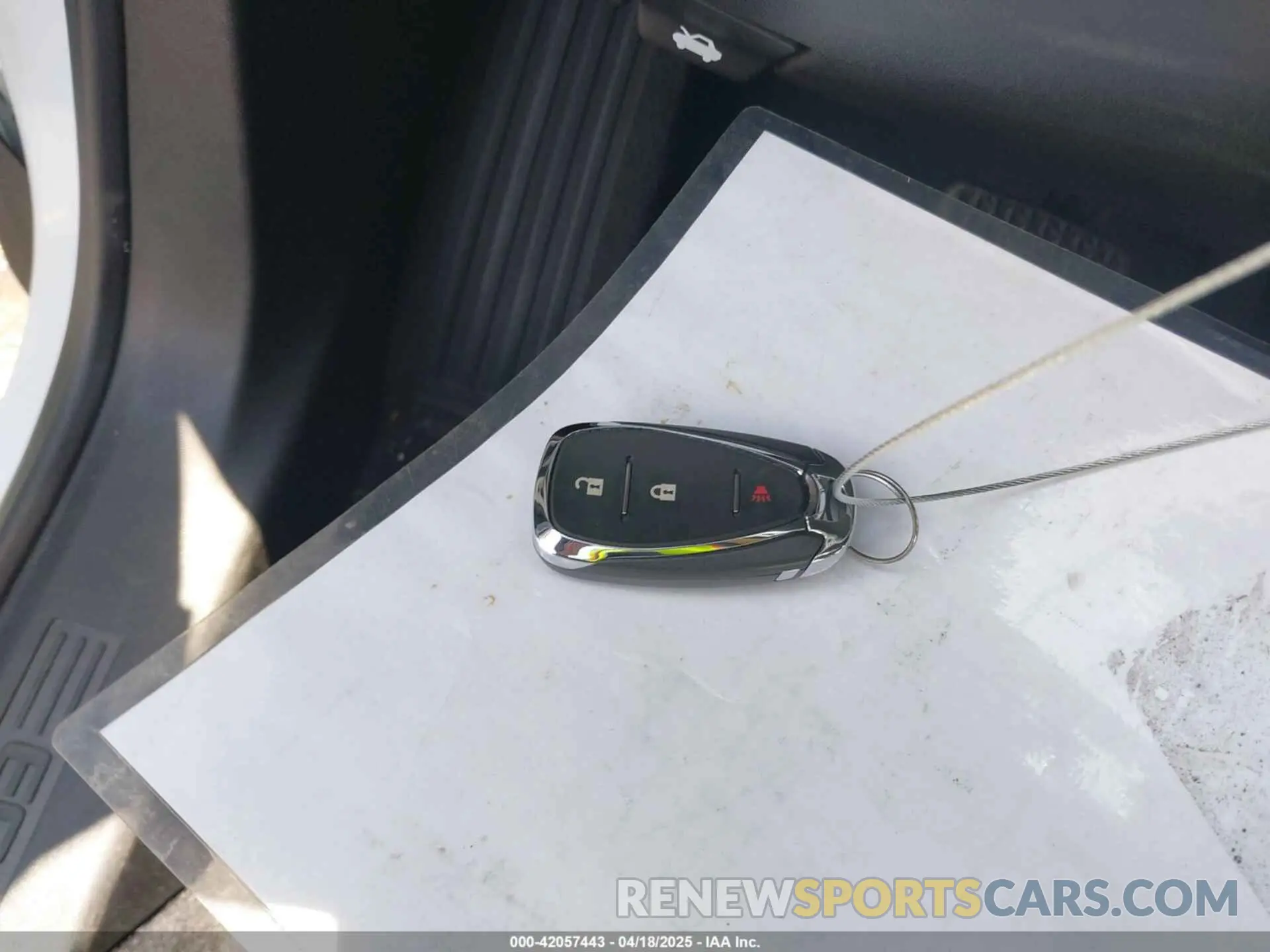 11 fotografías del automóvil dañado 2GNAXHEV9N6118430 CHEVROLET EQUINOX 2022